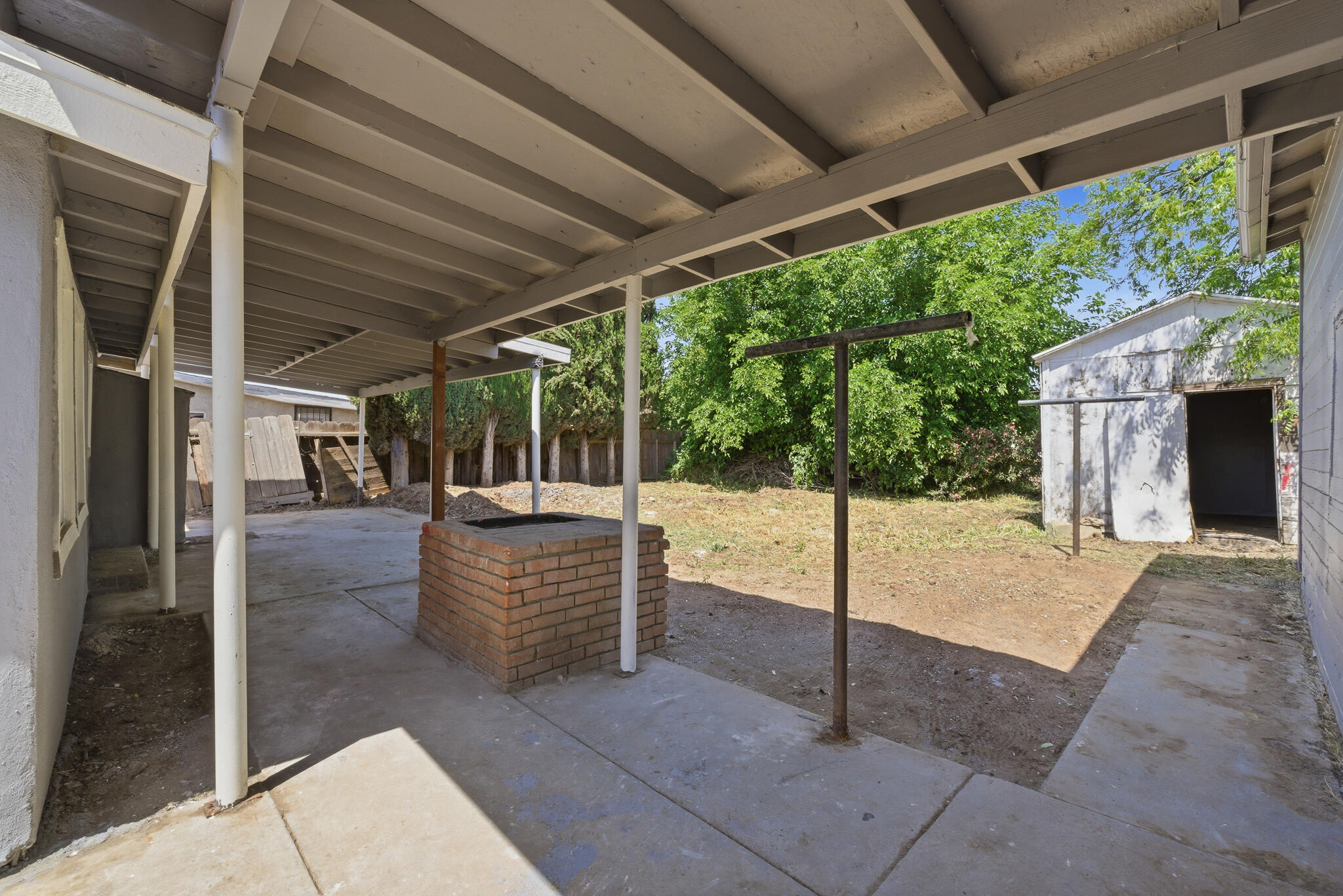 19493 Rd 234, Strathmore, CA 93267