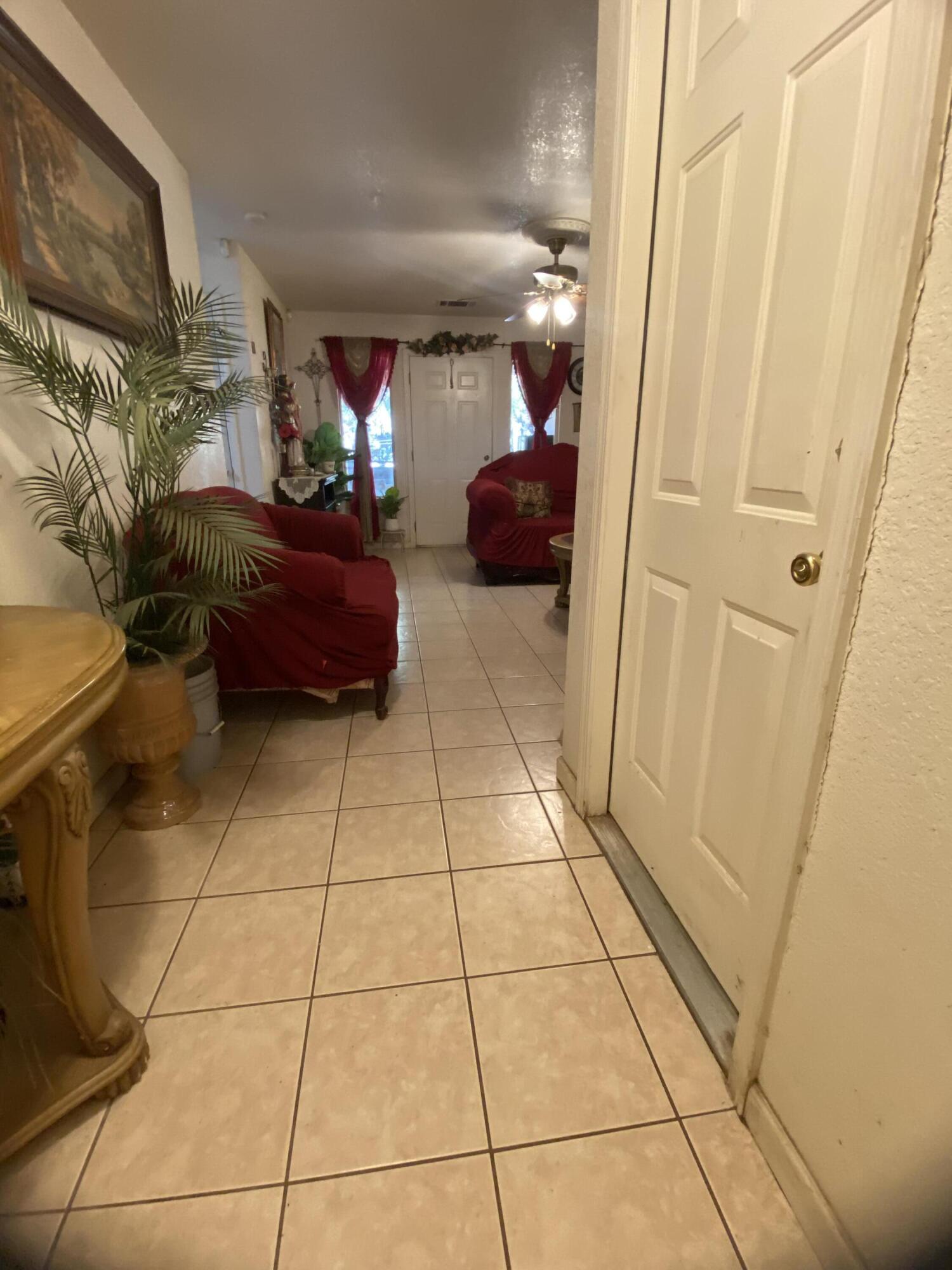 13200 Ave 414, Orosi, CA 93647