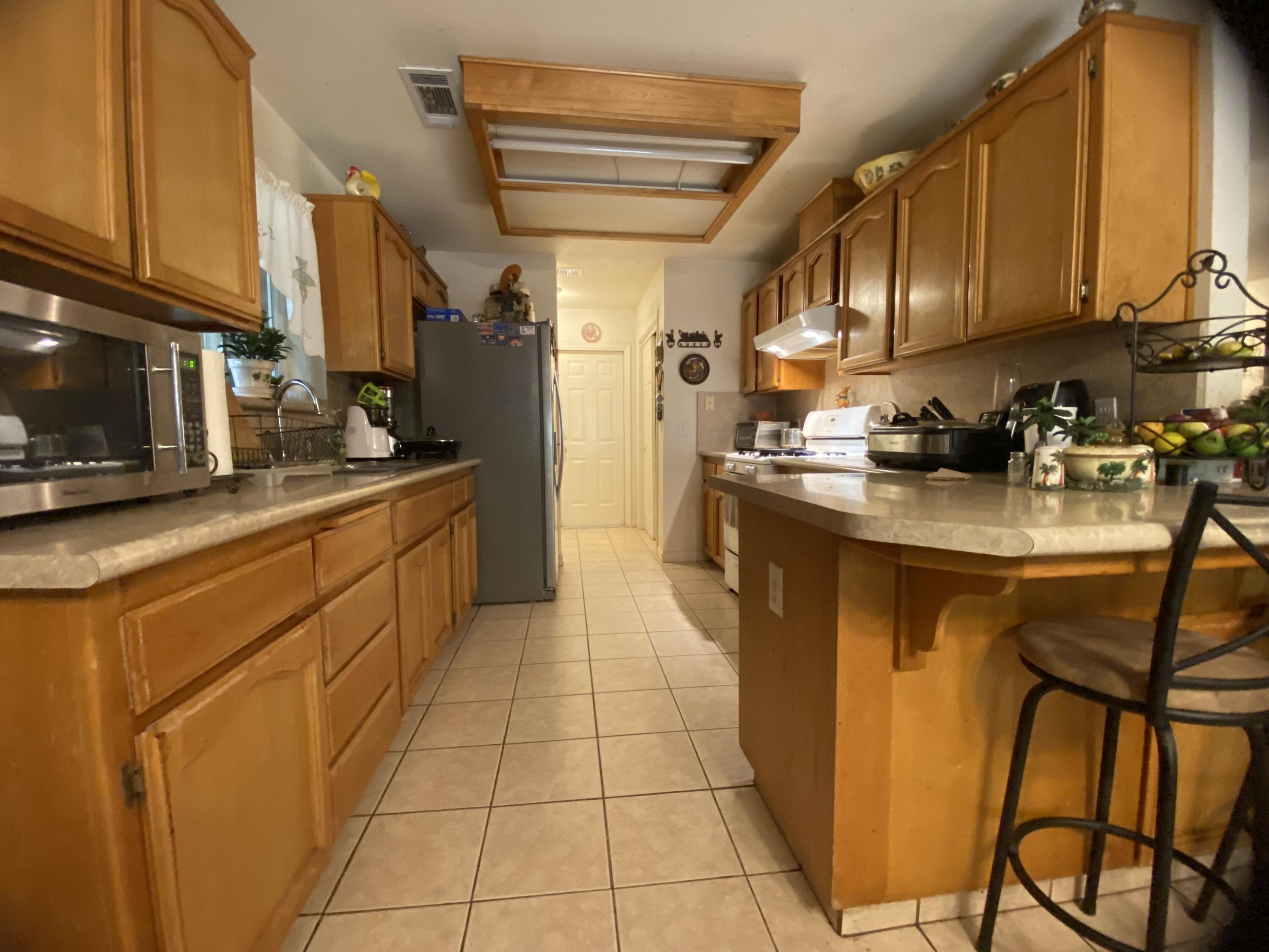 13200 Ave 414, Orosi, CA 93647