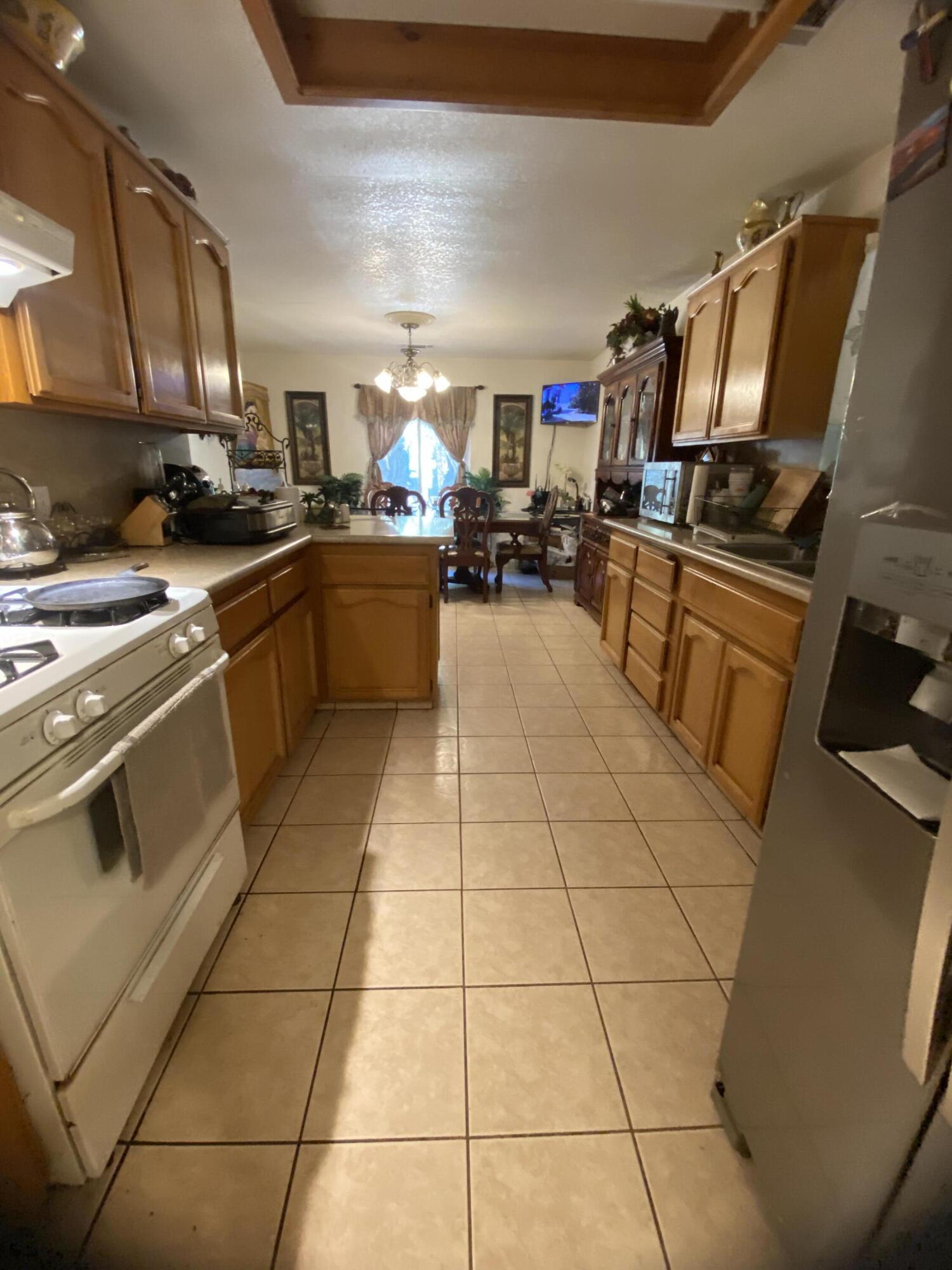 13200 Ave 414, Orosi, CA 93647