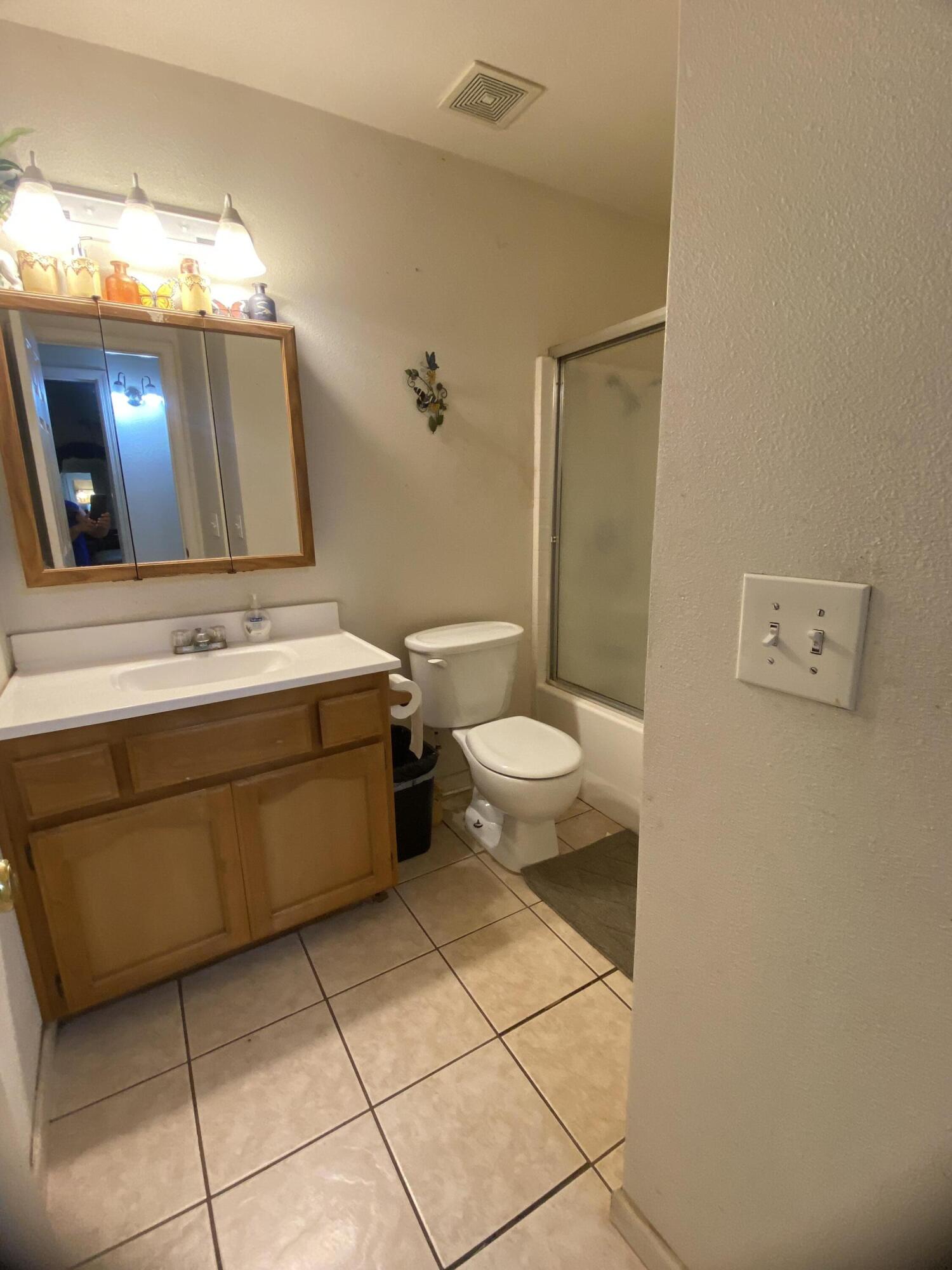 13200 Ave 414, Orosi, CA 93647
