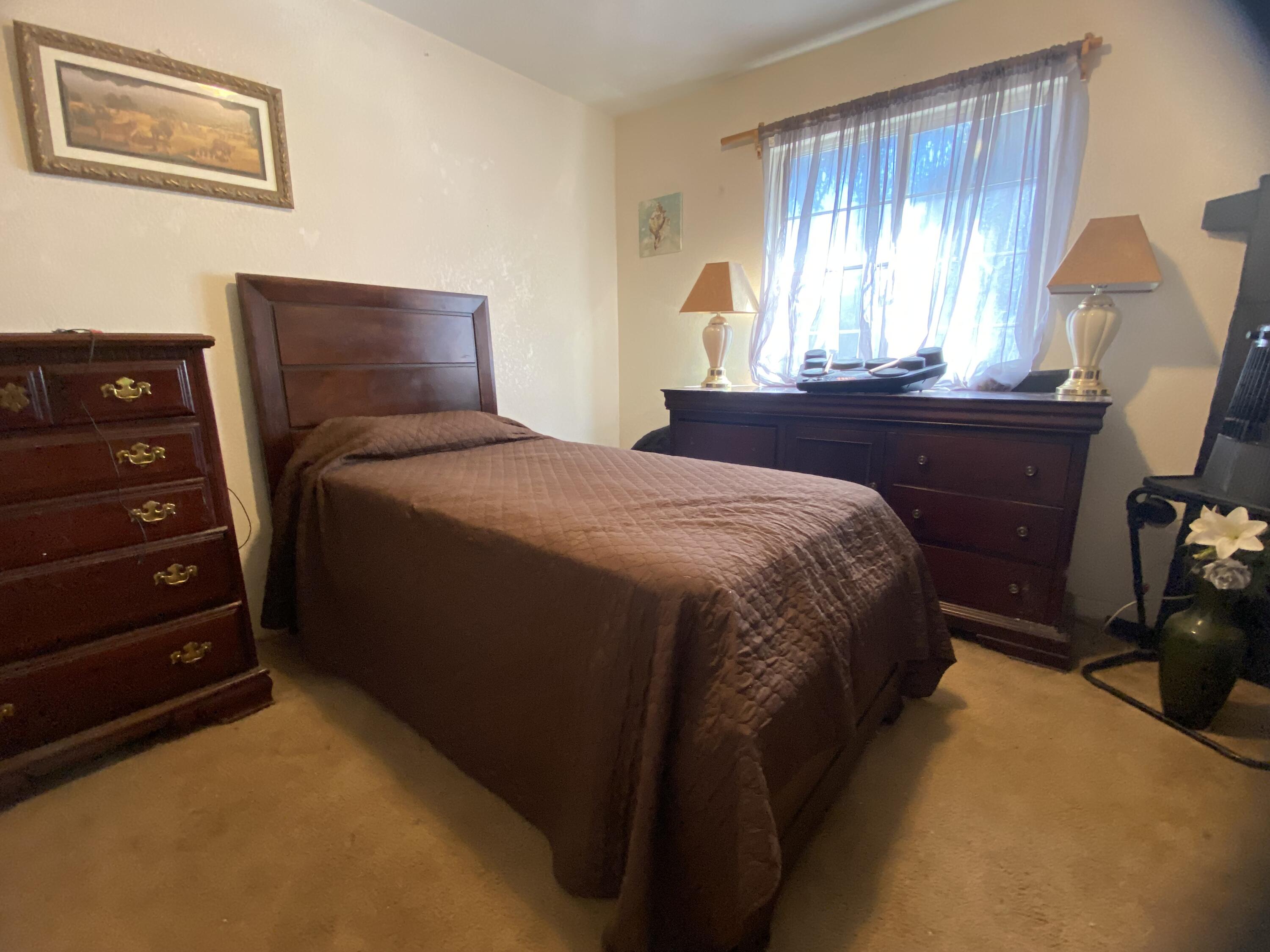 13200 Ave 414, Orosi, CA 93647