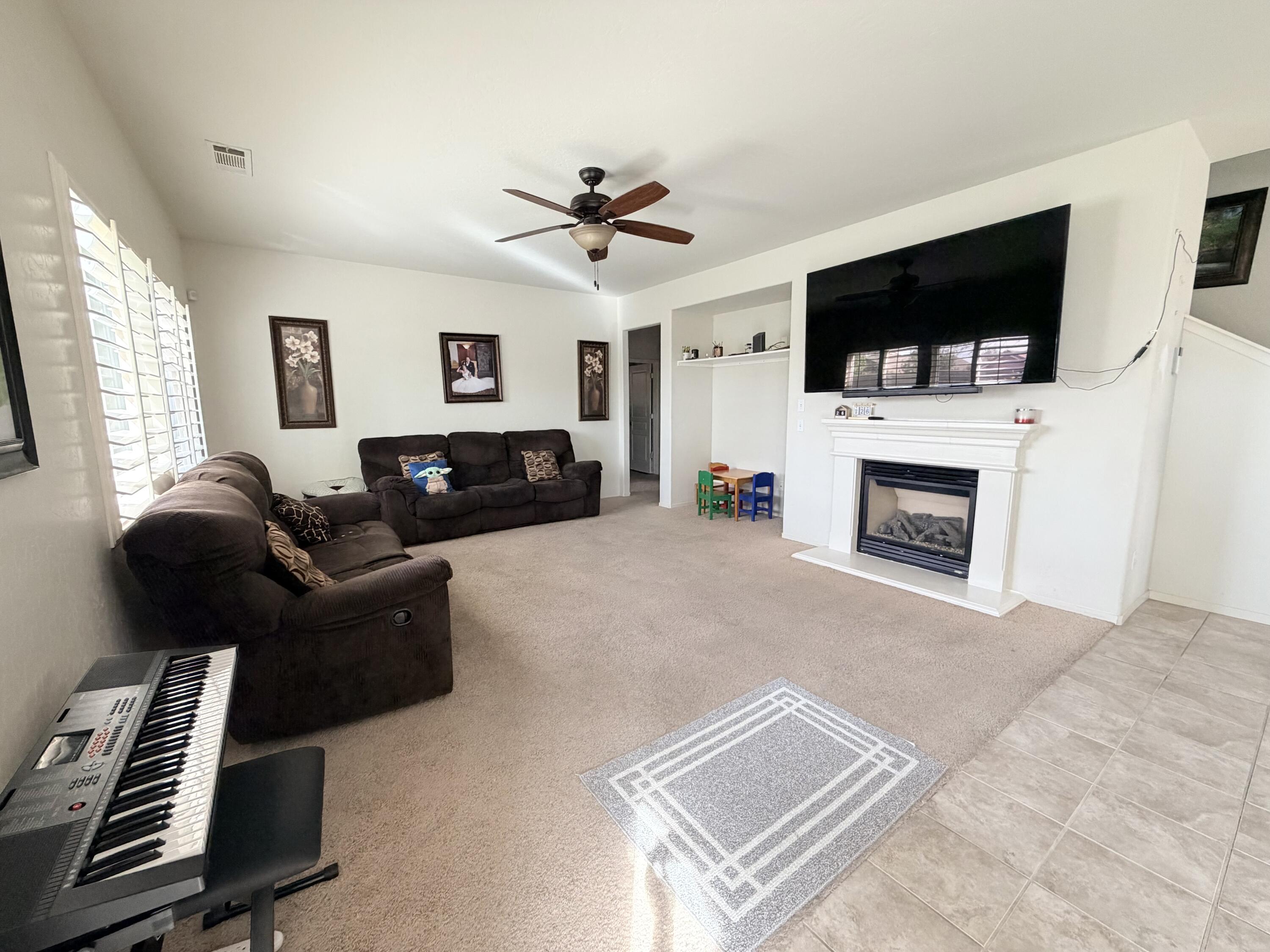 2015 Concord Ave, Tulare, CA 93274