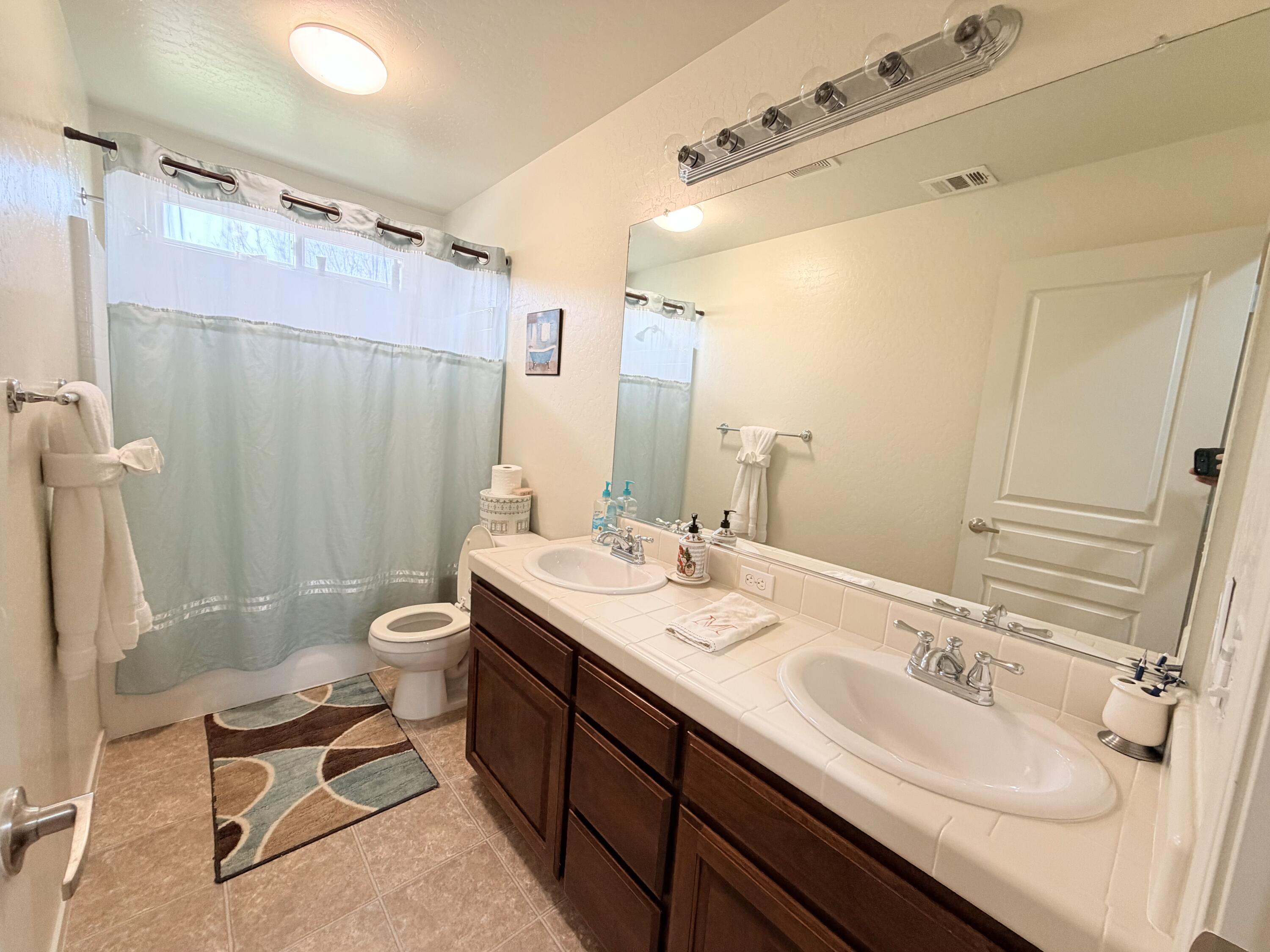 2015 Concord Ave, Tulare, CA 93274