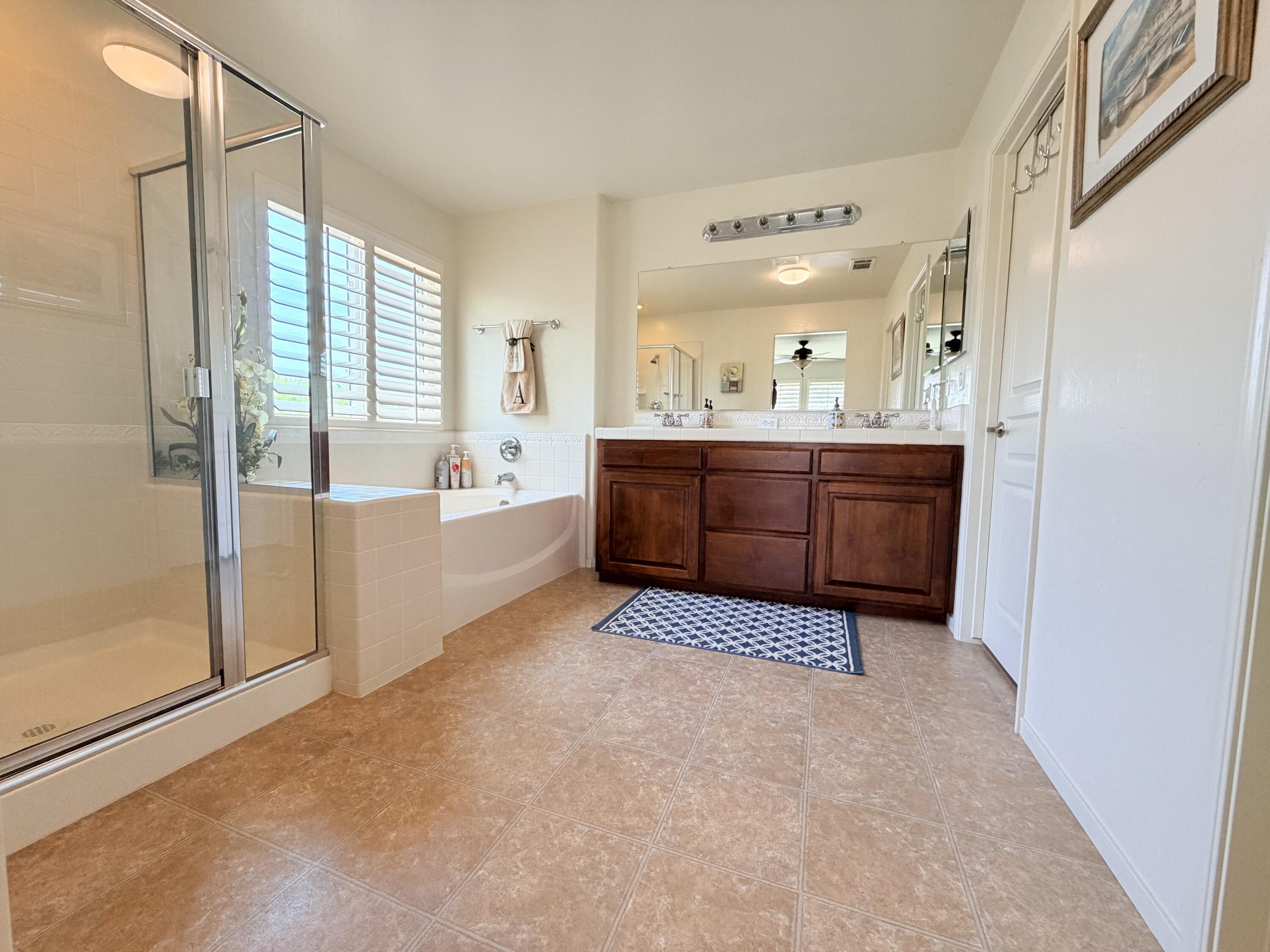 2015 Concord Ave, Tulare, CA 93274