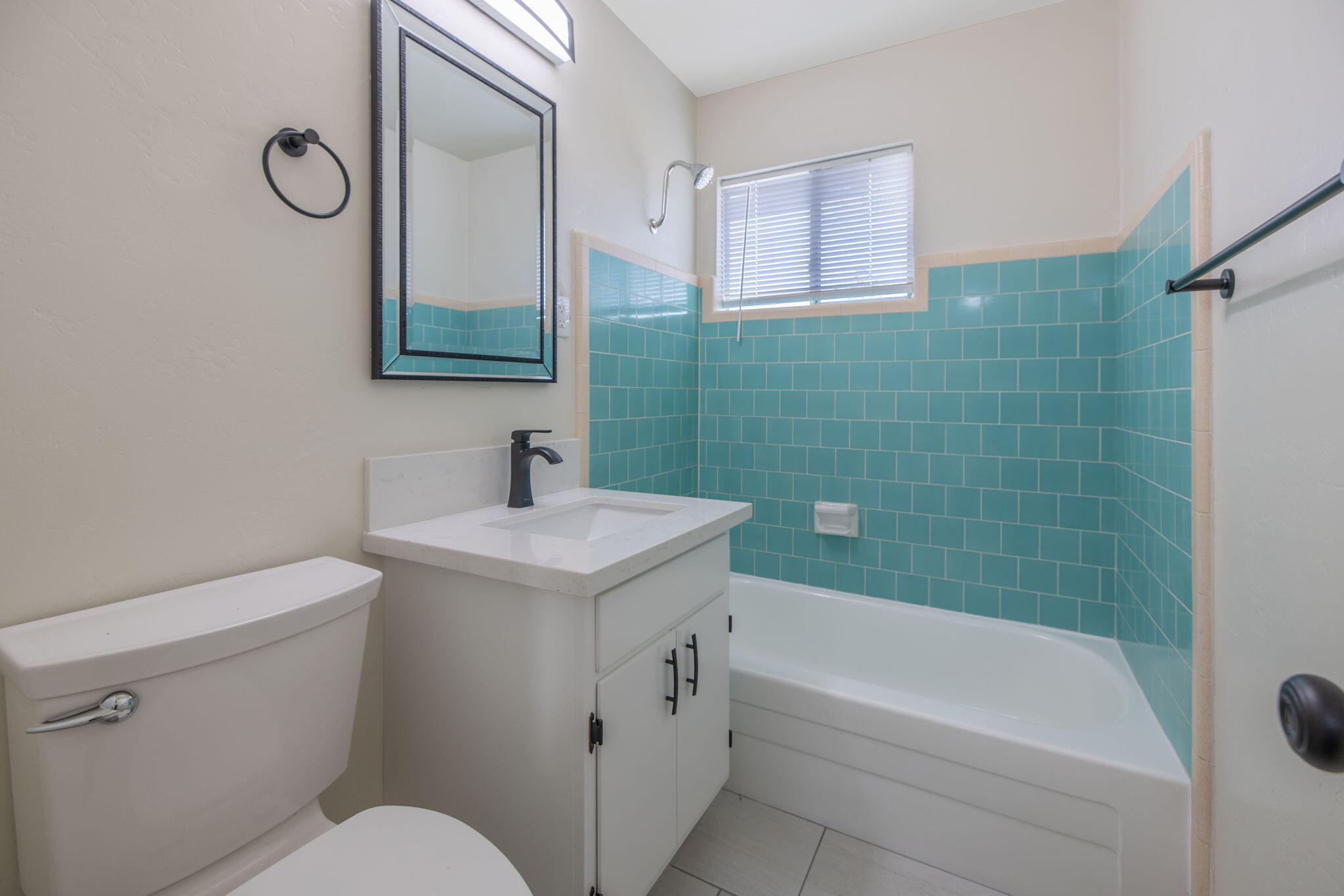 364 S Newman Rd, Tipton, CA 93272