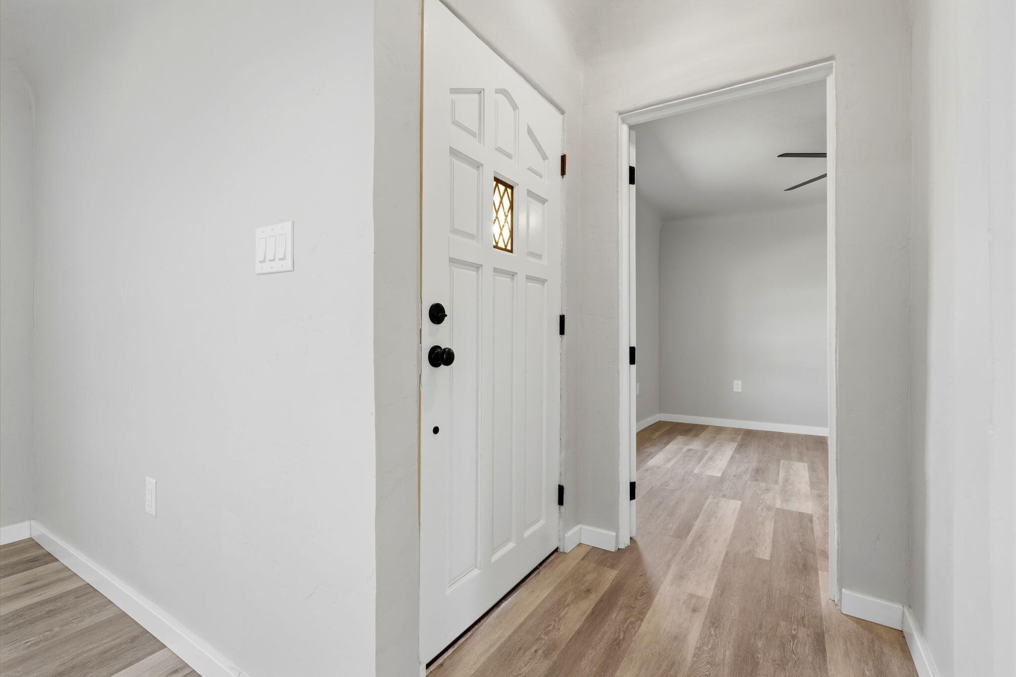 593 N 3rd St, Porterville, CA 93257