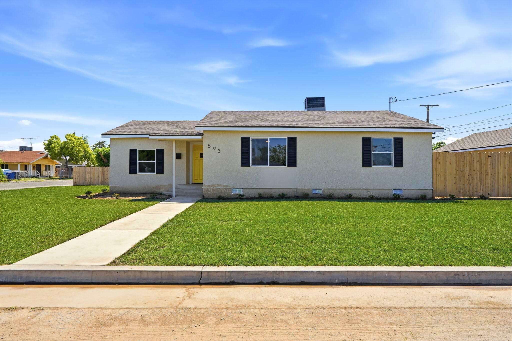 593 N 3rd St, Porterville, CA 93257