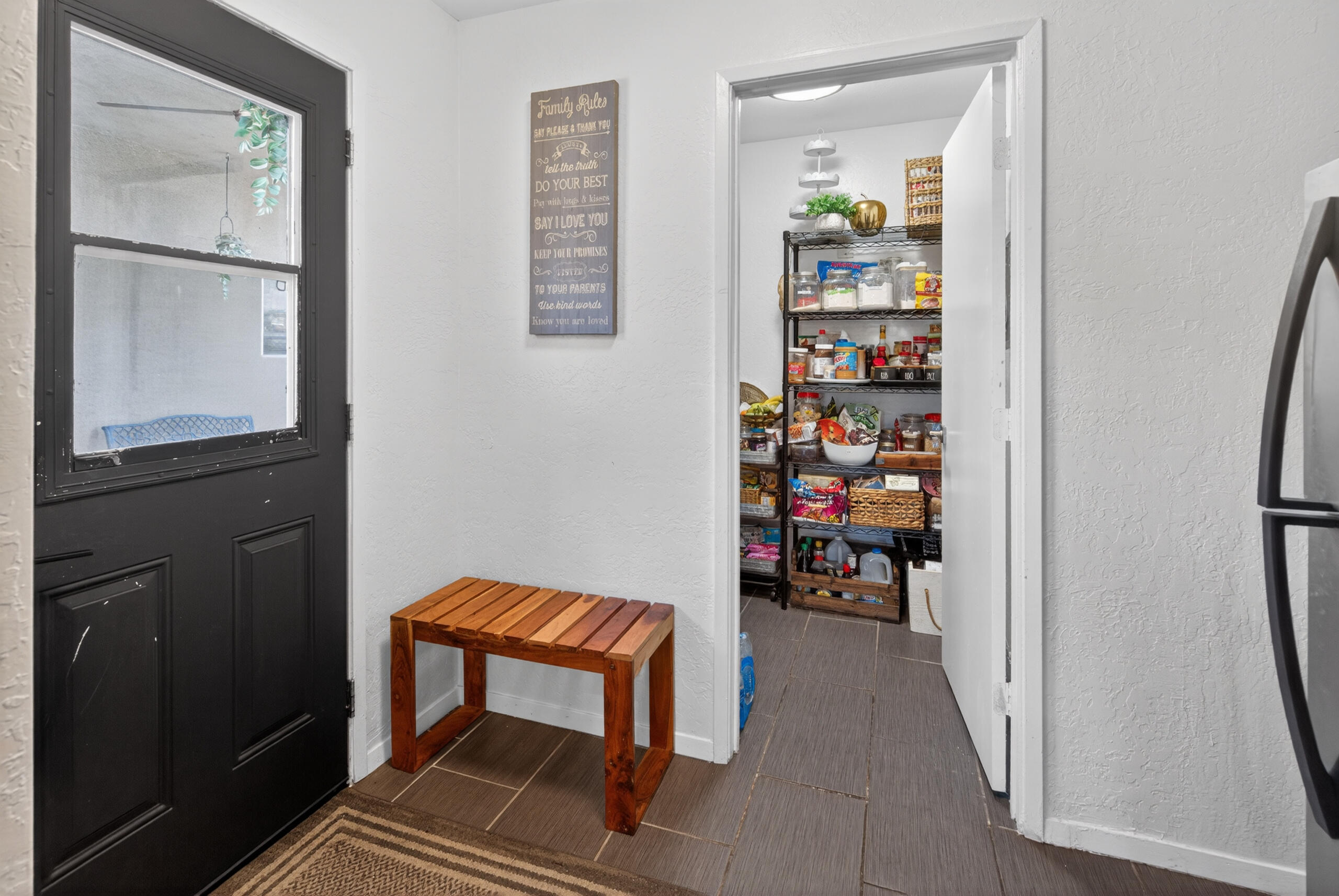 1923 S Fairway Ave, Fresno, CA 93727