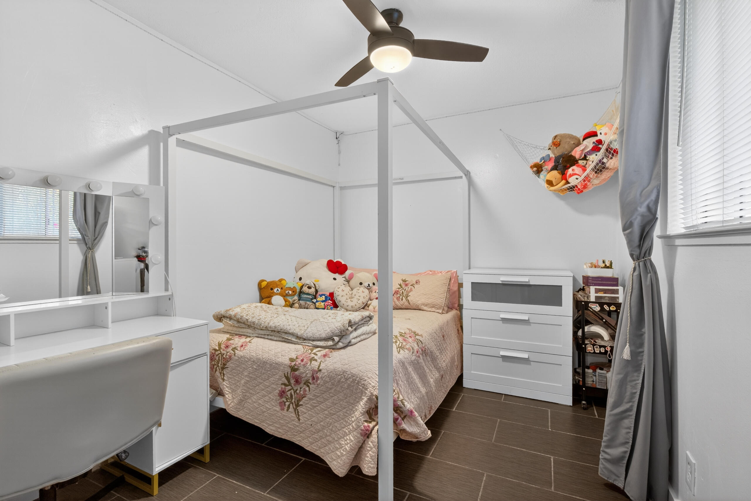 1923 S Fairway Ave, Fresno, CA 93727