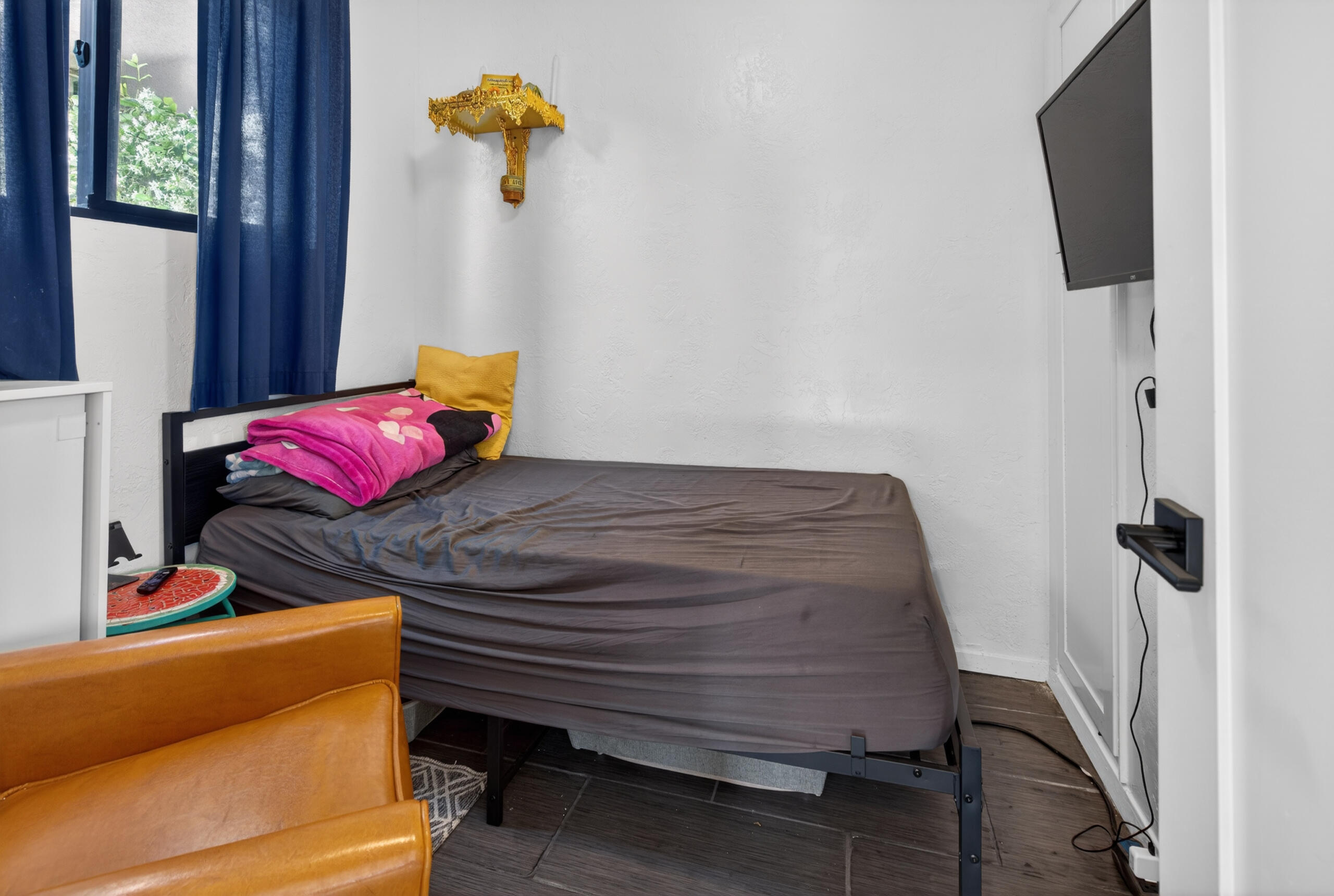 1923 S Fairway Ave, Fresno, CA 93727