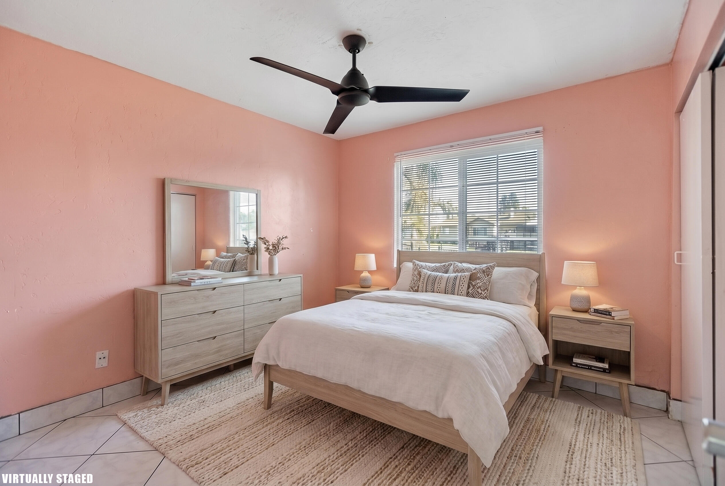 2014 W Houston Ave, Visalia, CA 93291