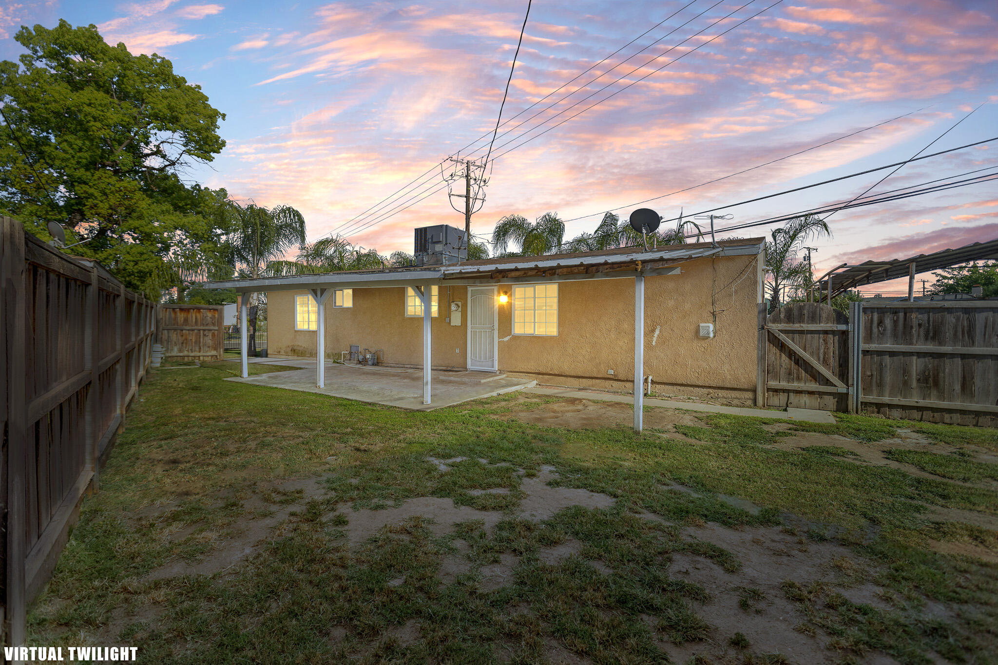 2014 W Houston Ave, Visalia, CA 93291