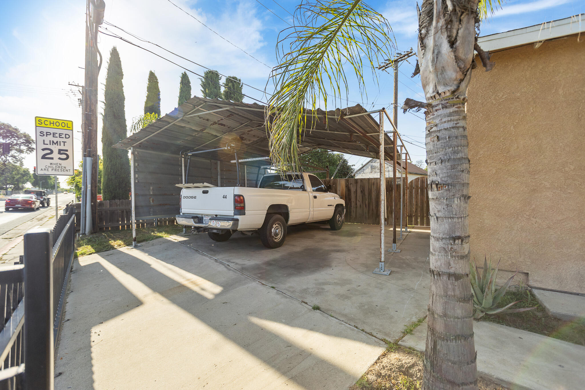 2014 W Houston Ave, Visalia, CA 93291