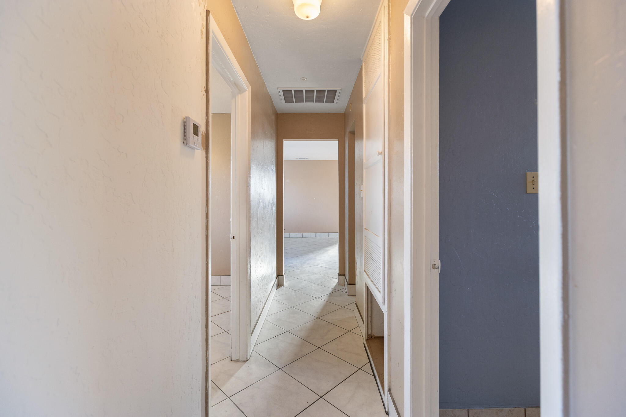 2014 W Houston Ave, Visalia, CA 93291