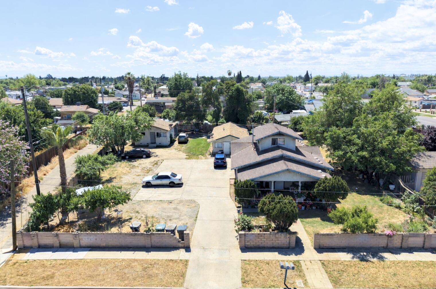 733 - 735 W Tulare Ave, Tulare, CA 93274