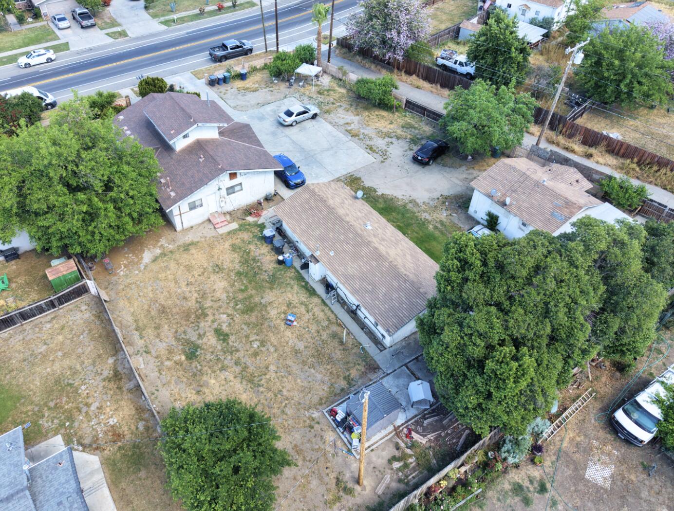 733 - 735 W Tulare Ave, Tulare, CA 93274