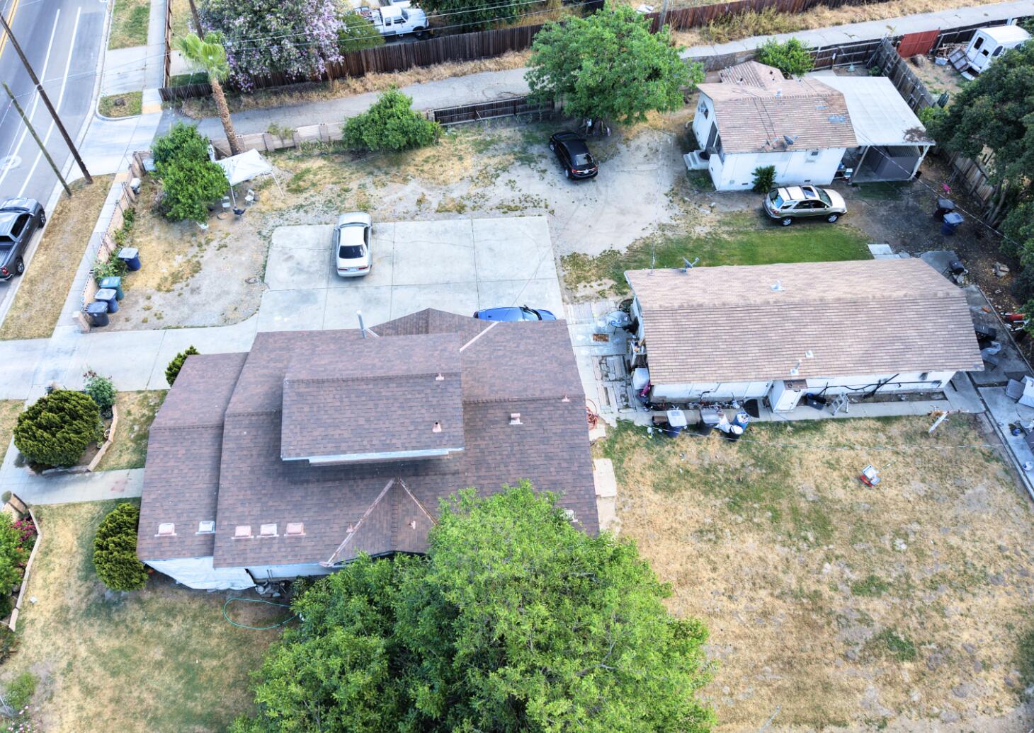 733 - 735 W Tulare Ave, Tulare, CA 93274