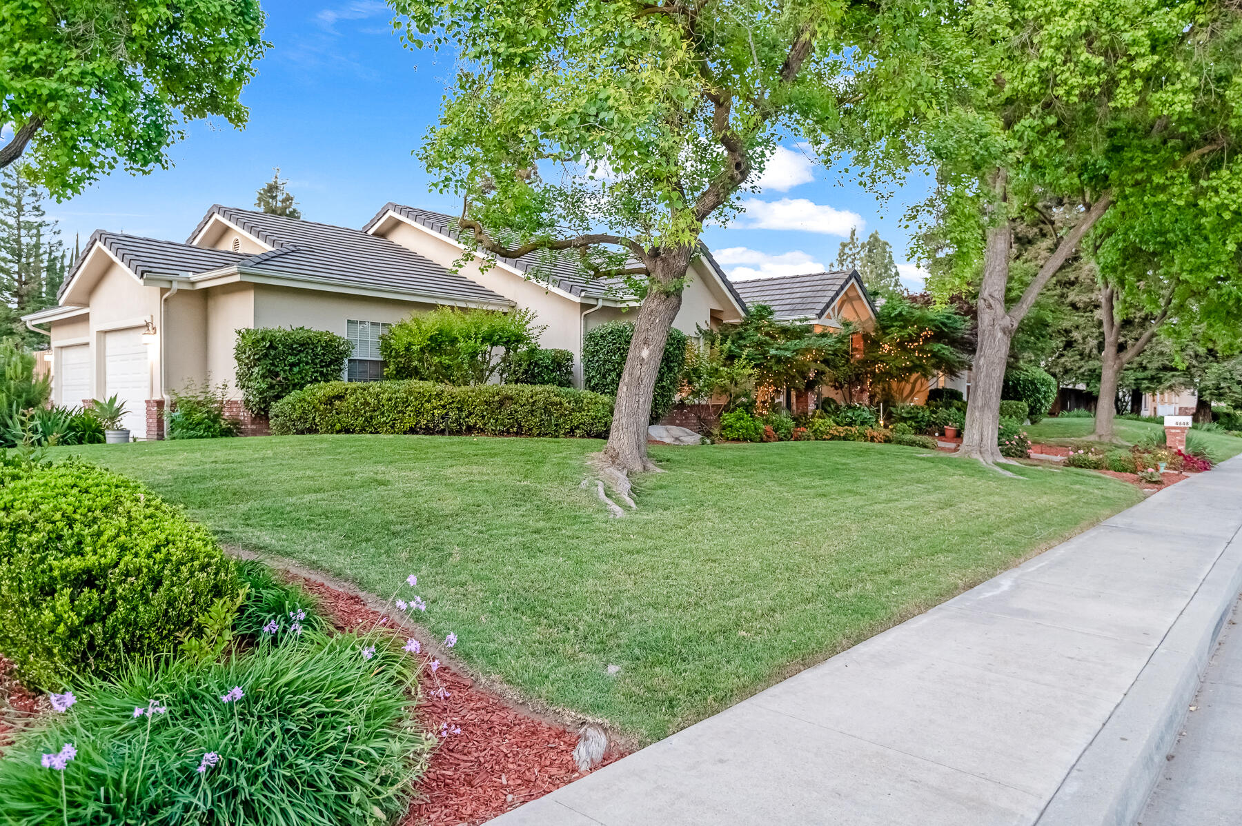 4648 W Allen Ave, Visalia, CA 93291