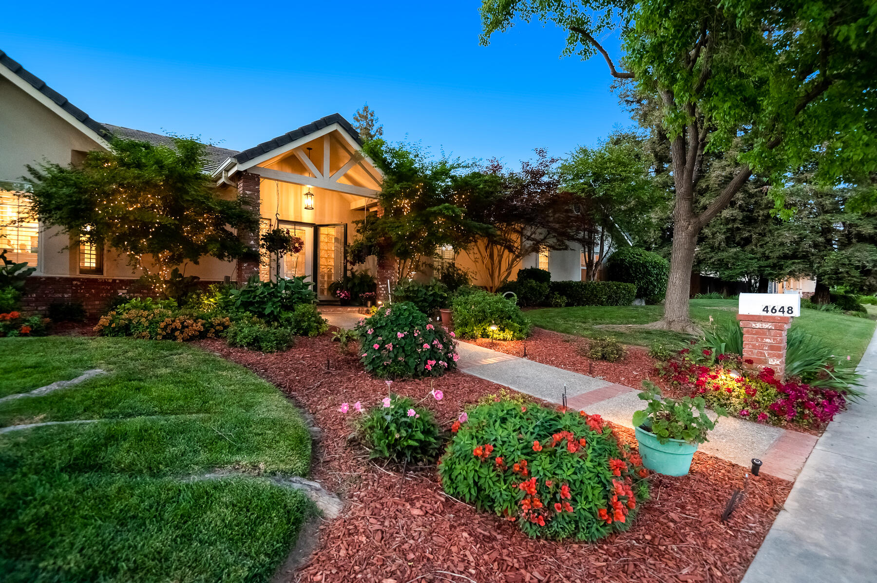 4648 W Allen Ave, Visalia, CA 93291