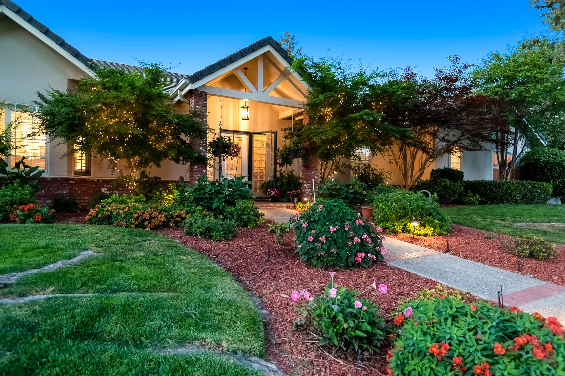 4648 W Allen Ave, Visalia, CA 93291