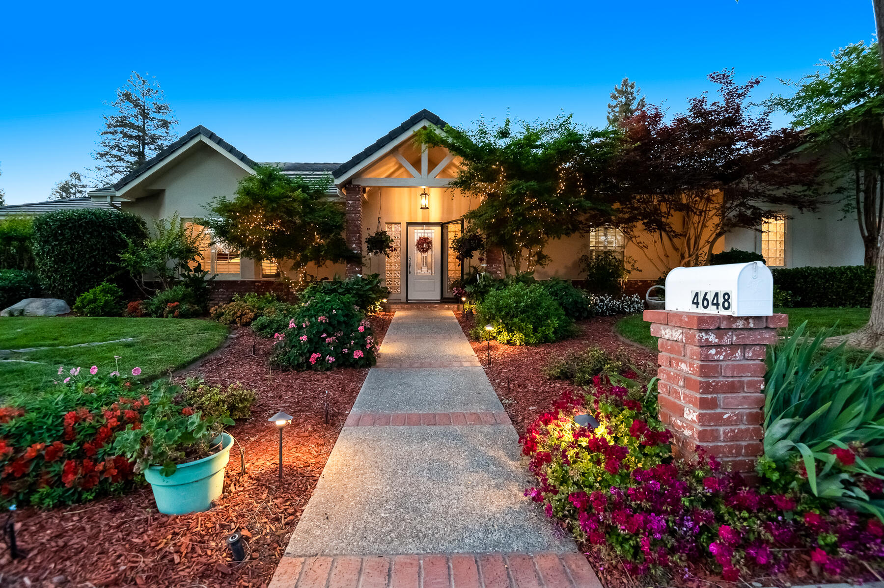 4648 W Allen Ave, Visalia, CA 93291