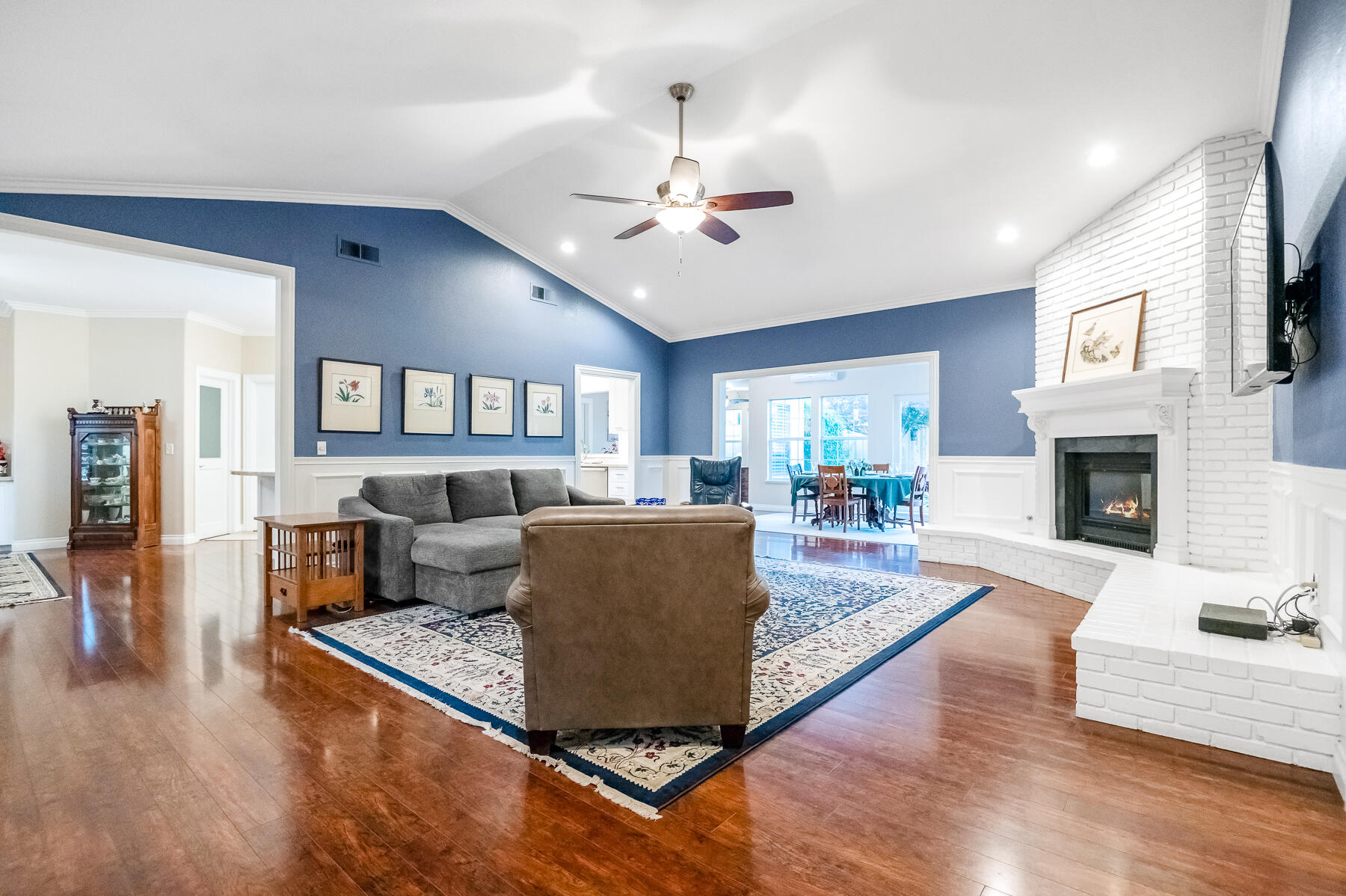 4648 W Allen Ave, Visalia, CA 93291