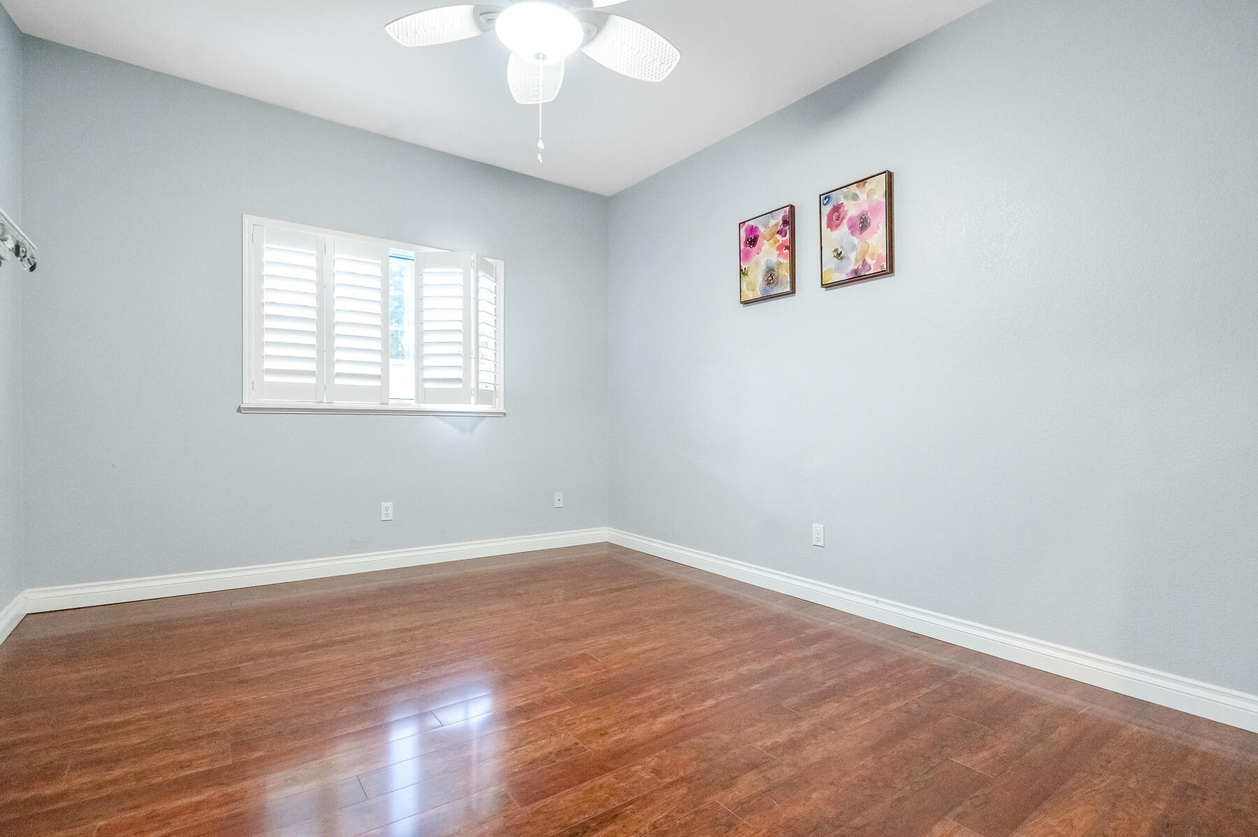 4648 W Allen Ave, Visalia, CA 93291