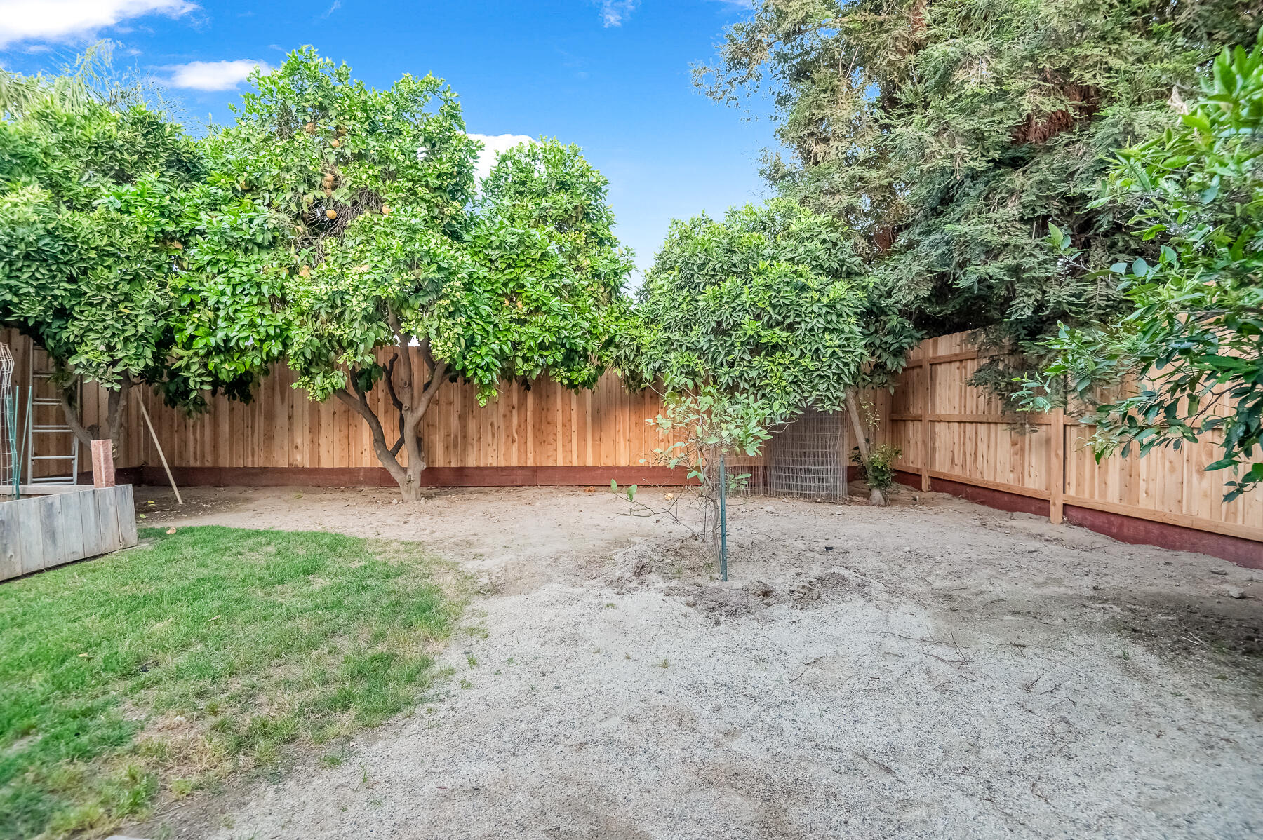 4648 W Allen Ave, Visalia, CA 93291