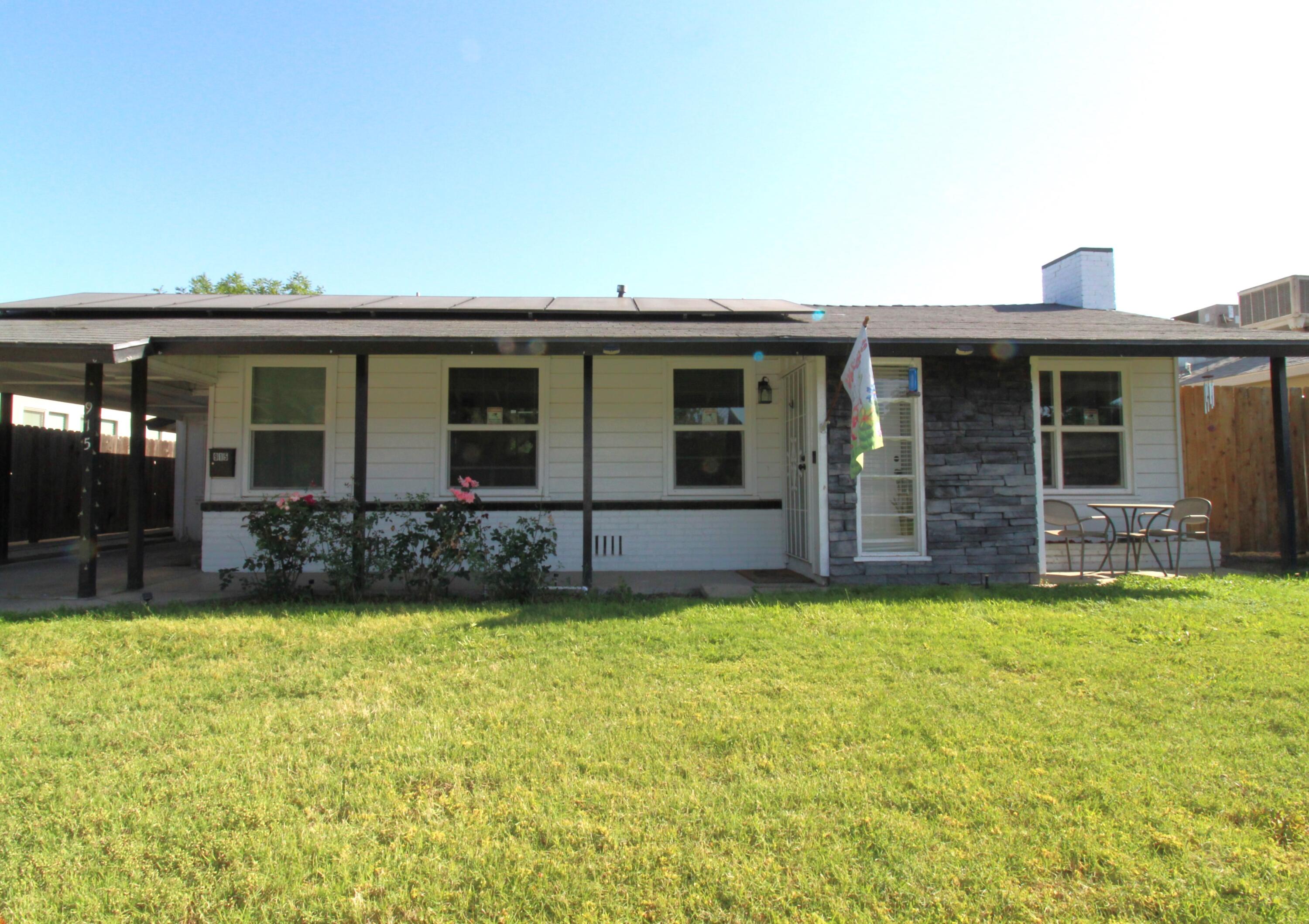 915 E Noble Ave, Visalia, CA 93292