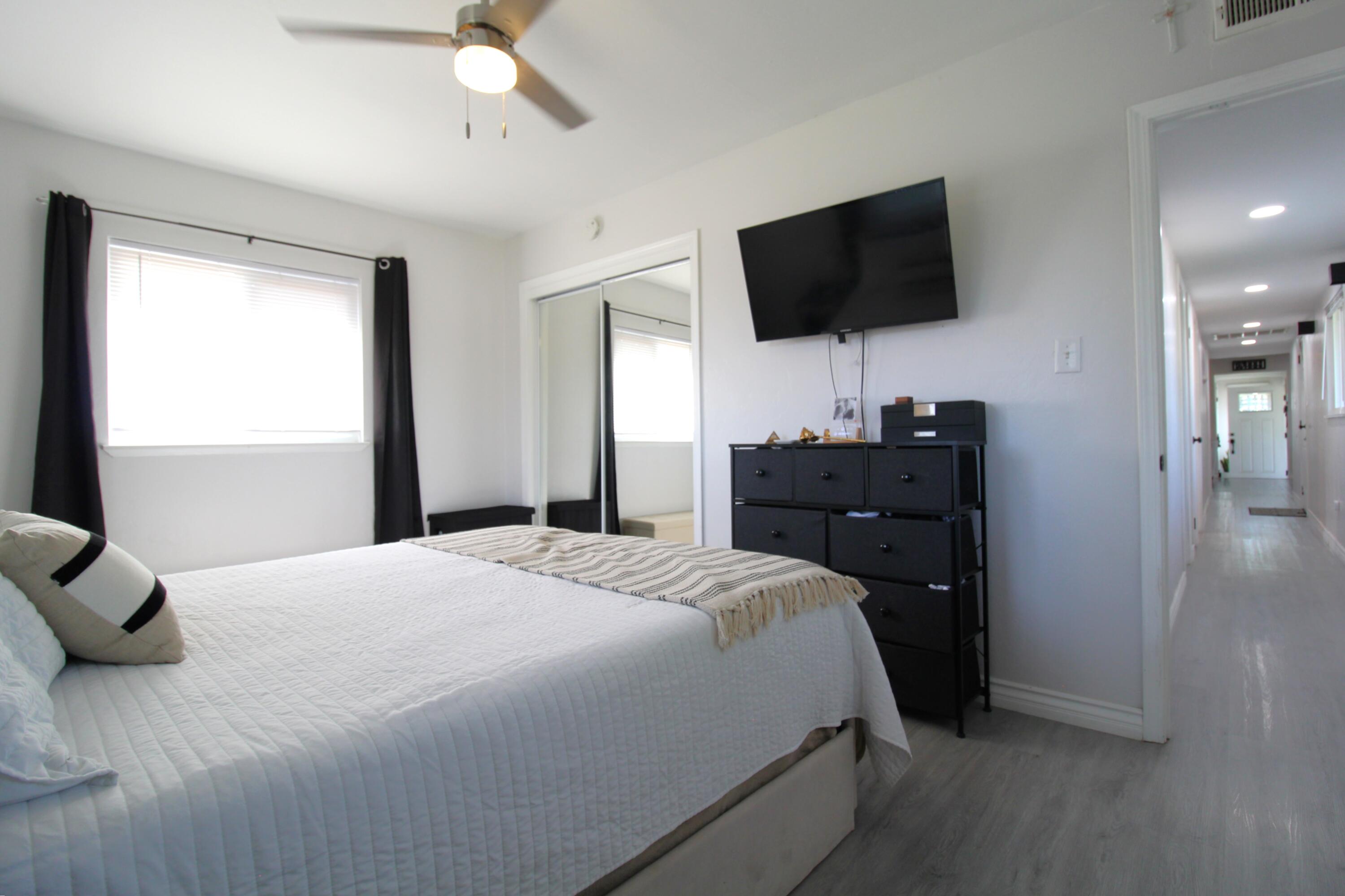 915 E Noble Ave, Visalia, CA 93292