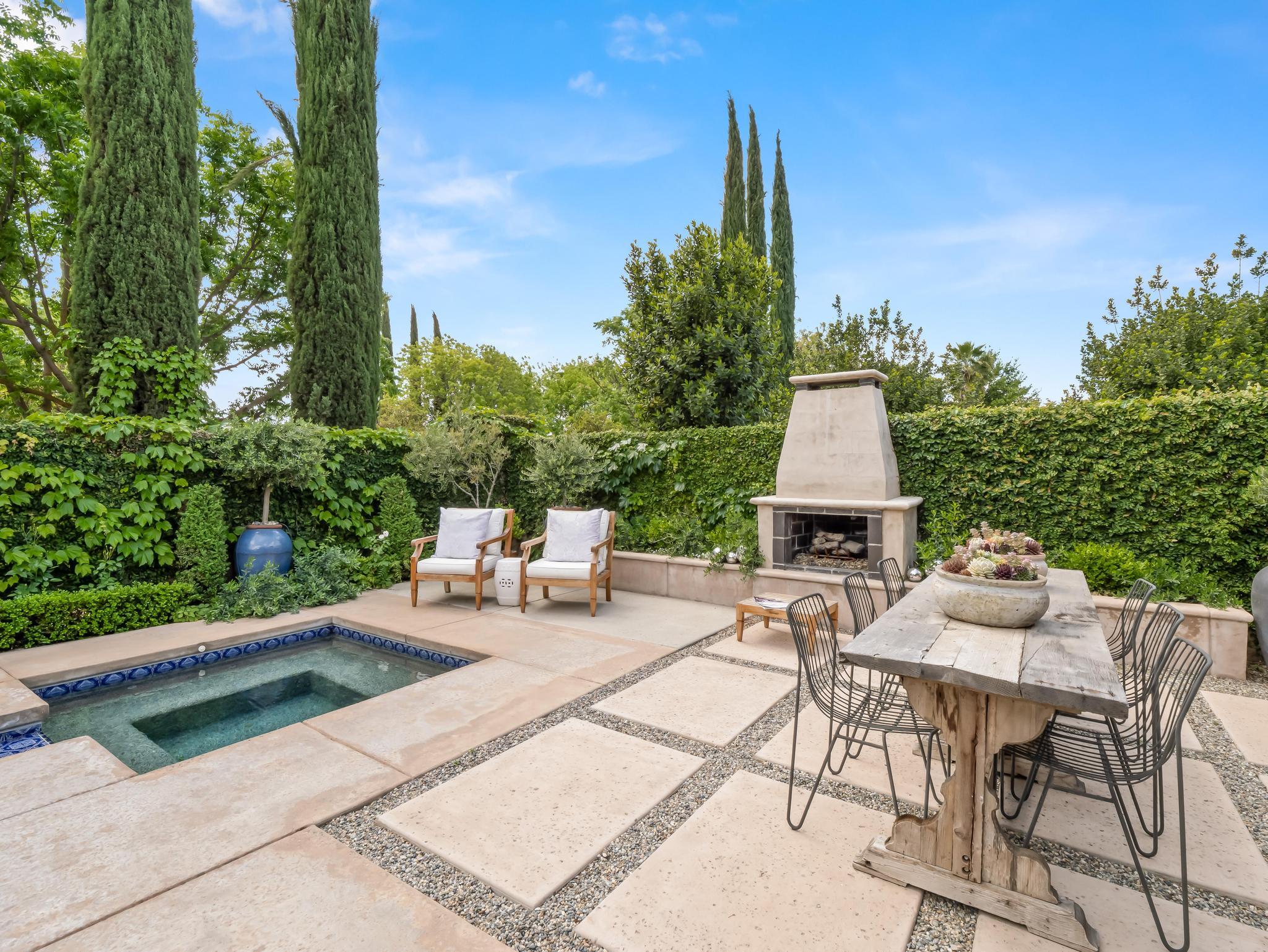 3524 Prescott Ave, Clovis, CA 93619