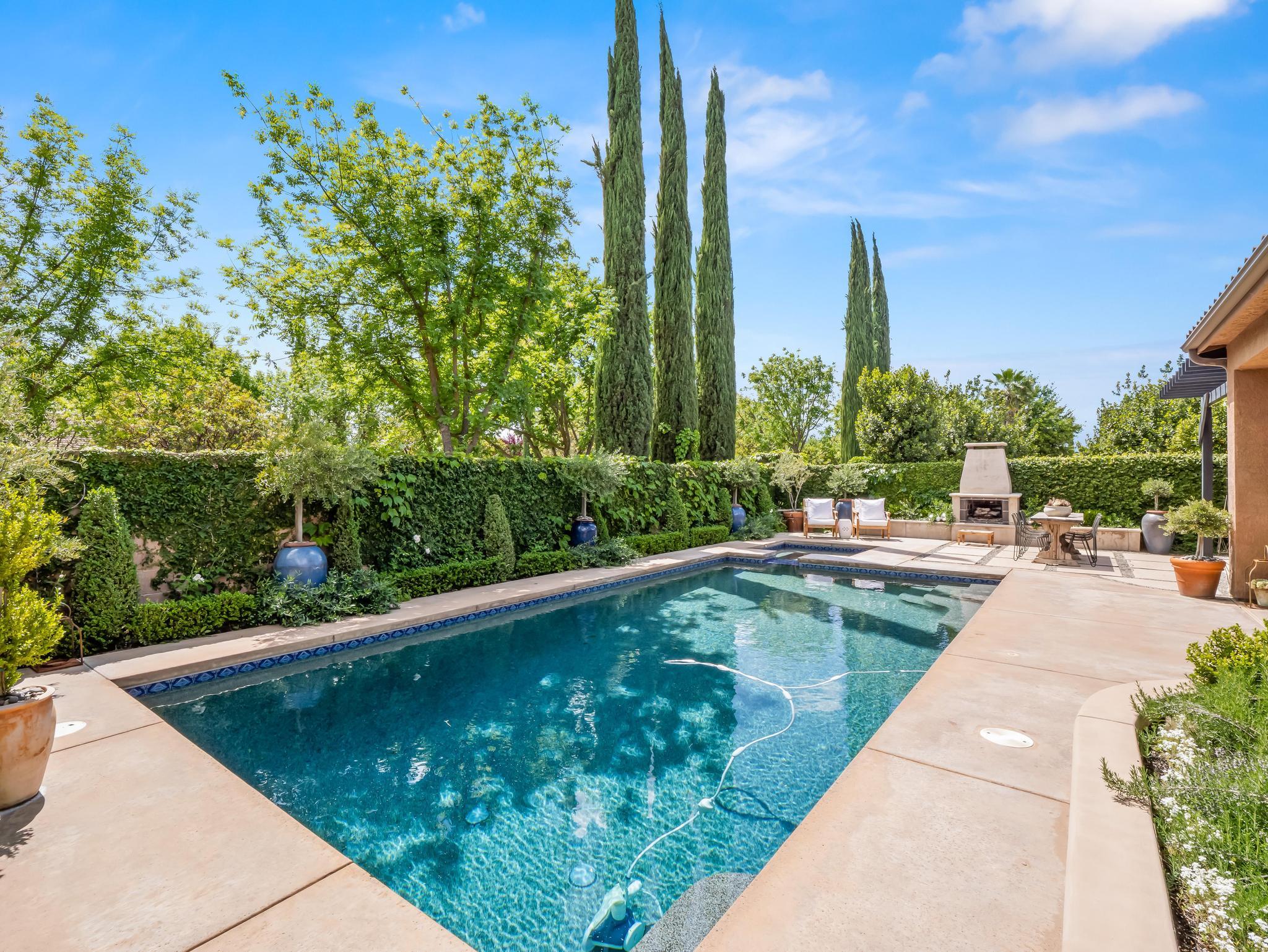 3524 Prescott Ave, Clovis, CA 93619