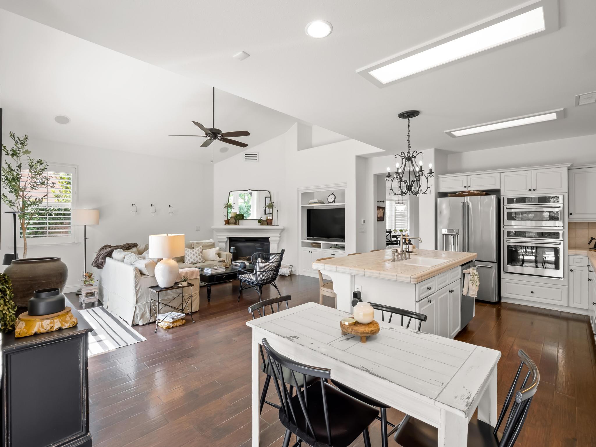 3524 Prescott Ave, Clovis, CA 93619