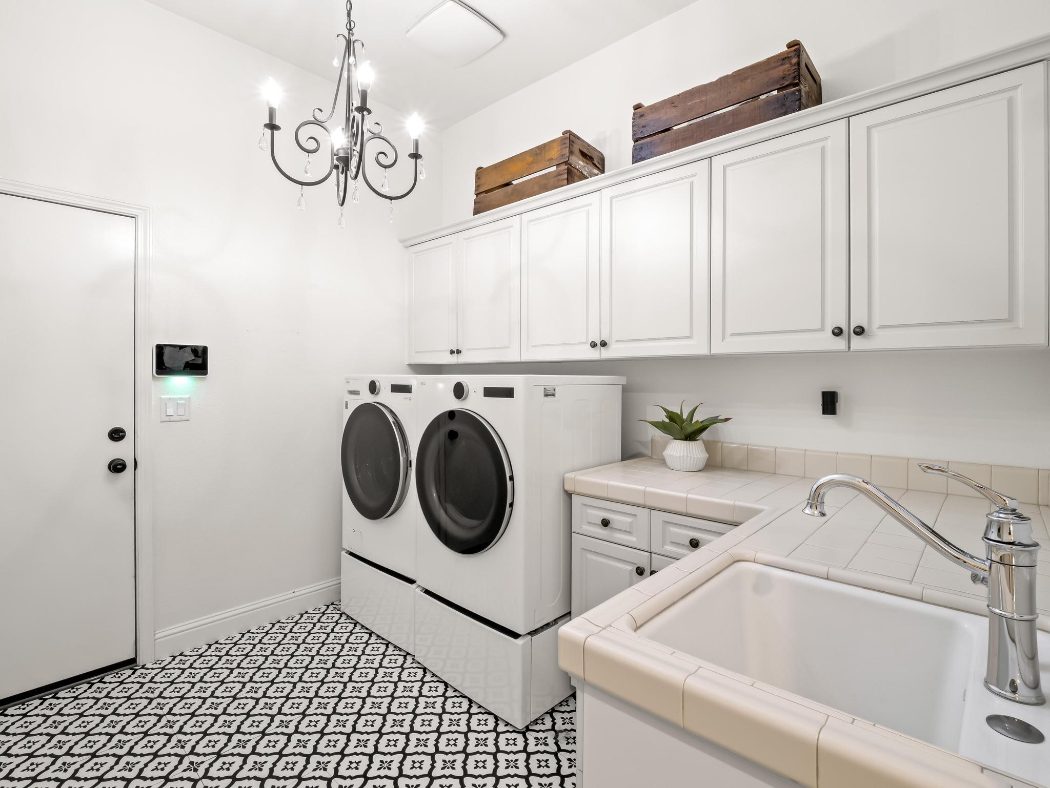 3524 Prescott Ave, Clovis, CA 93619