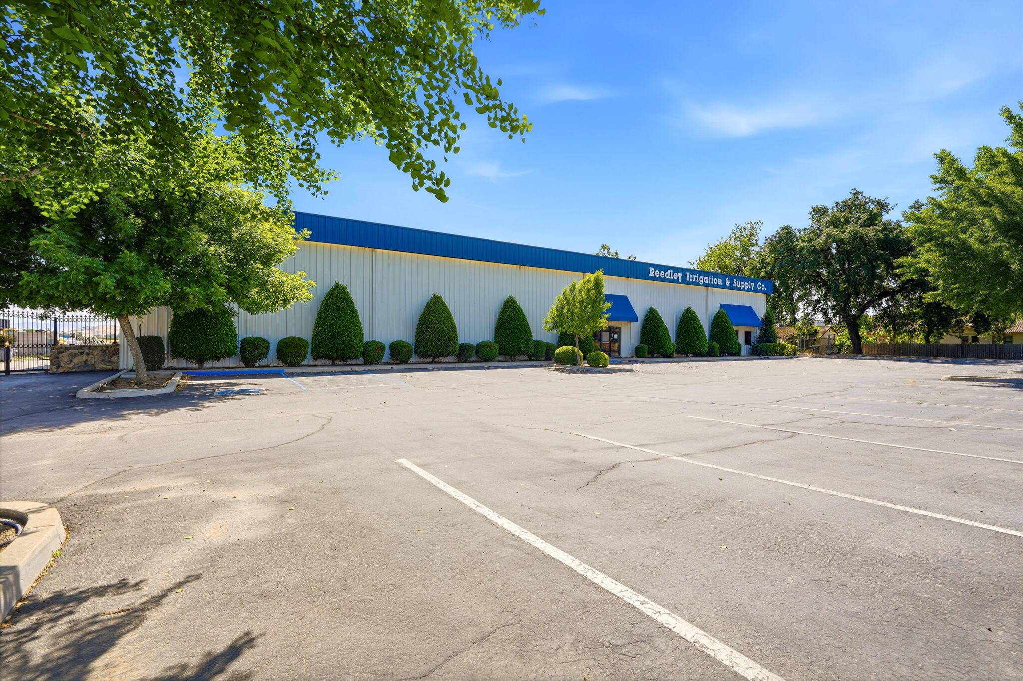 1260 S Buttonwillow Ave, Reedley, CA 93654