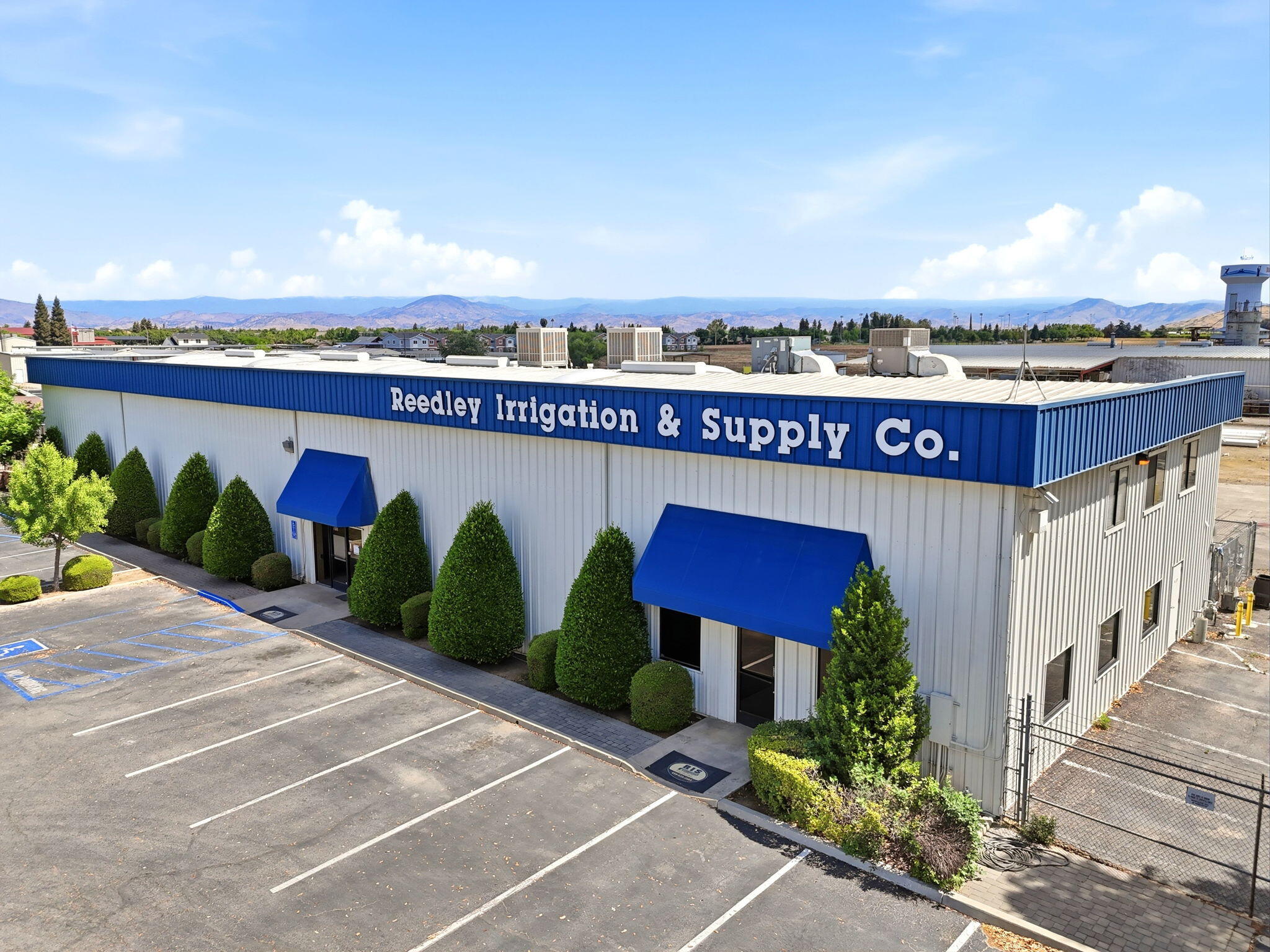 1260 S Buttonwillow Ave, Reedley, CA 93654