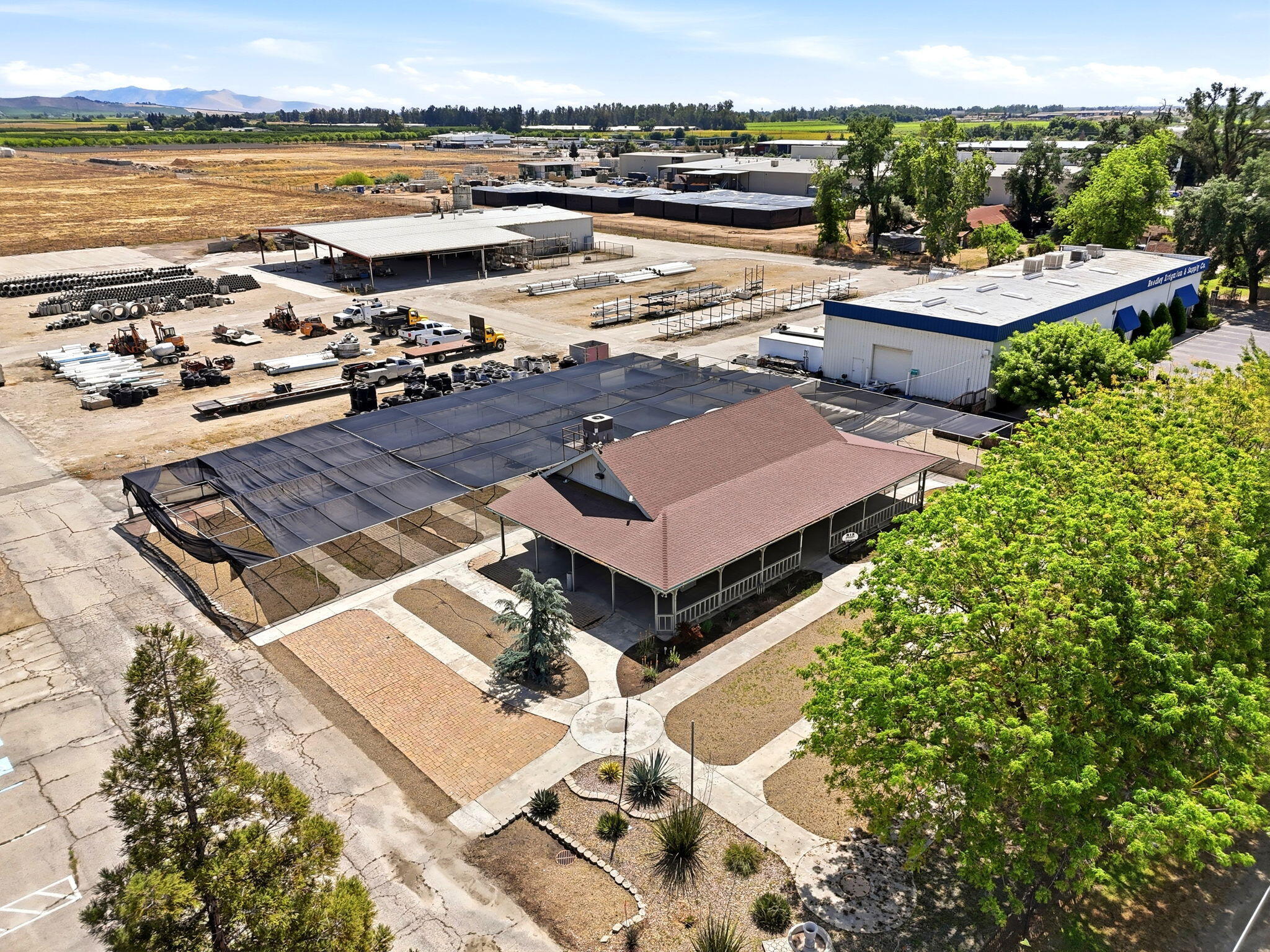 1260 S Buttonwillow Ave, Reedley, CA 93654