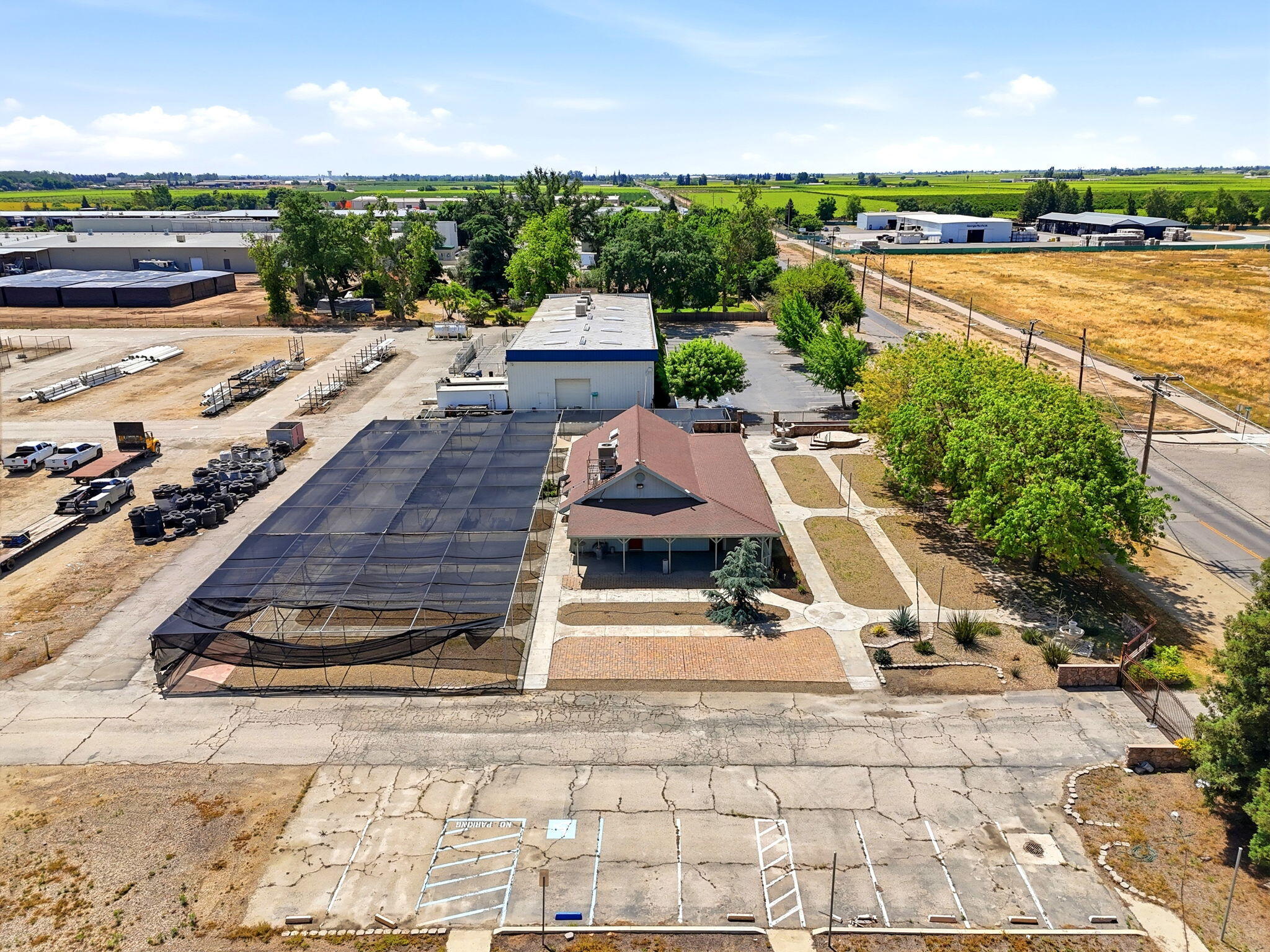 1260 S Buttonwillow Ave, Reedley, CA 93654