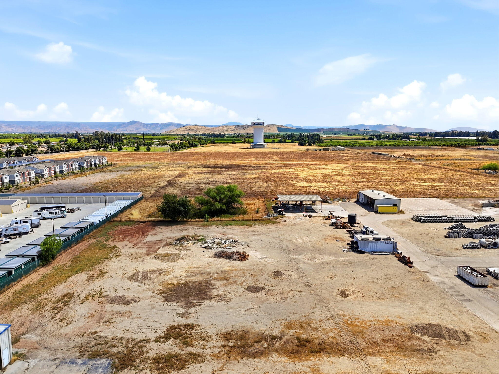 1260 S Buttonwillow Ave, Reedley, CA 93654