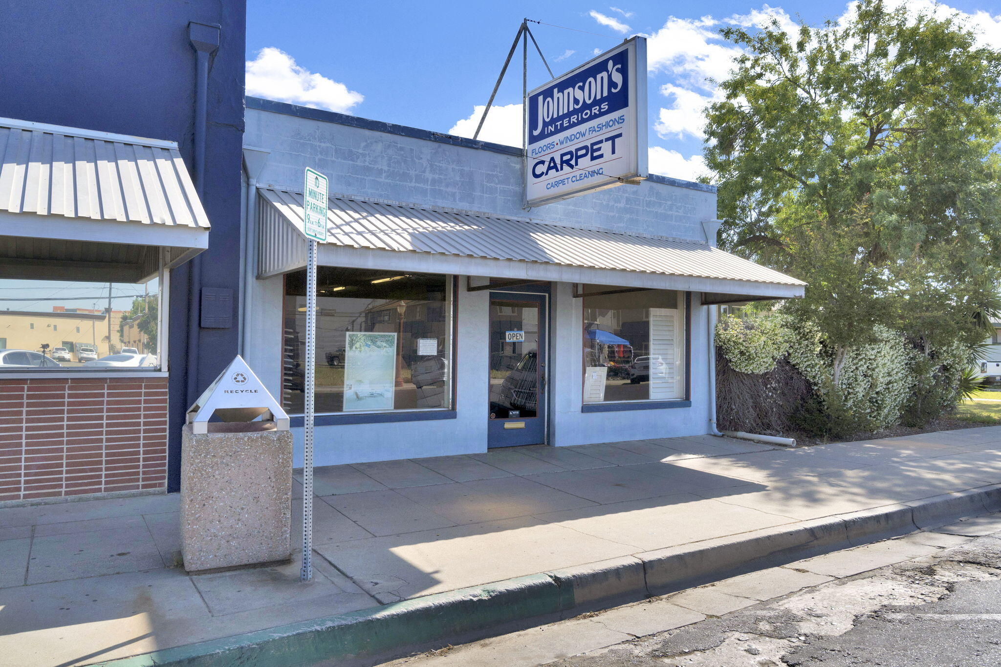 230 S K St, Dinuba, CA 93618