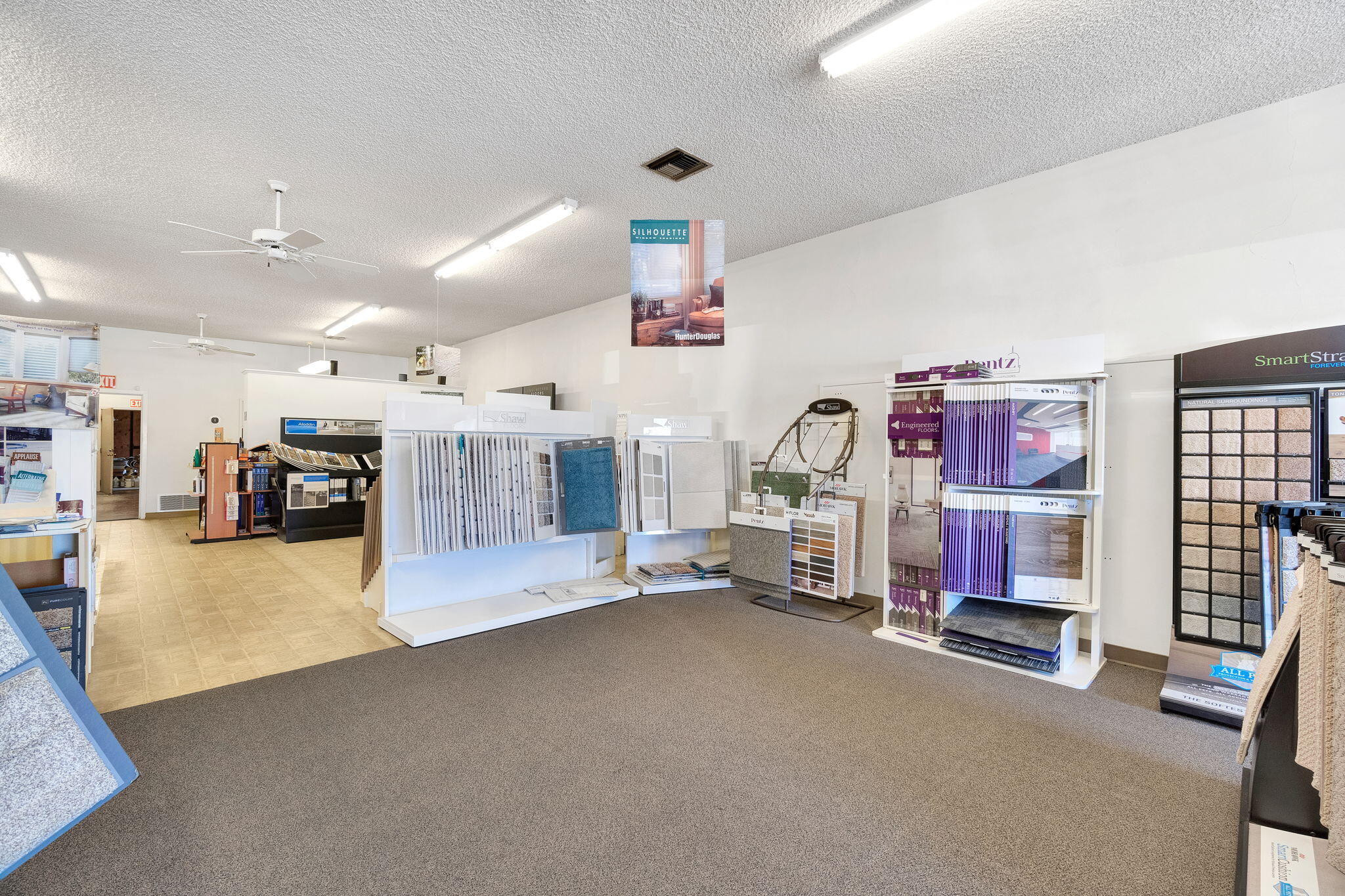 230 S K St, Dinuba, CA 93618