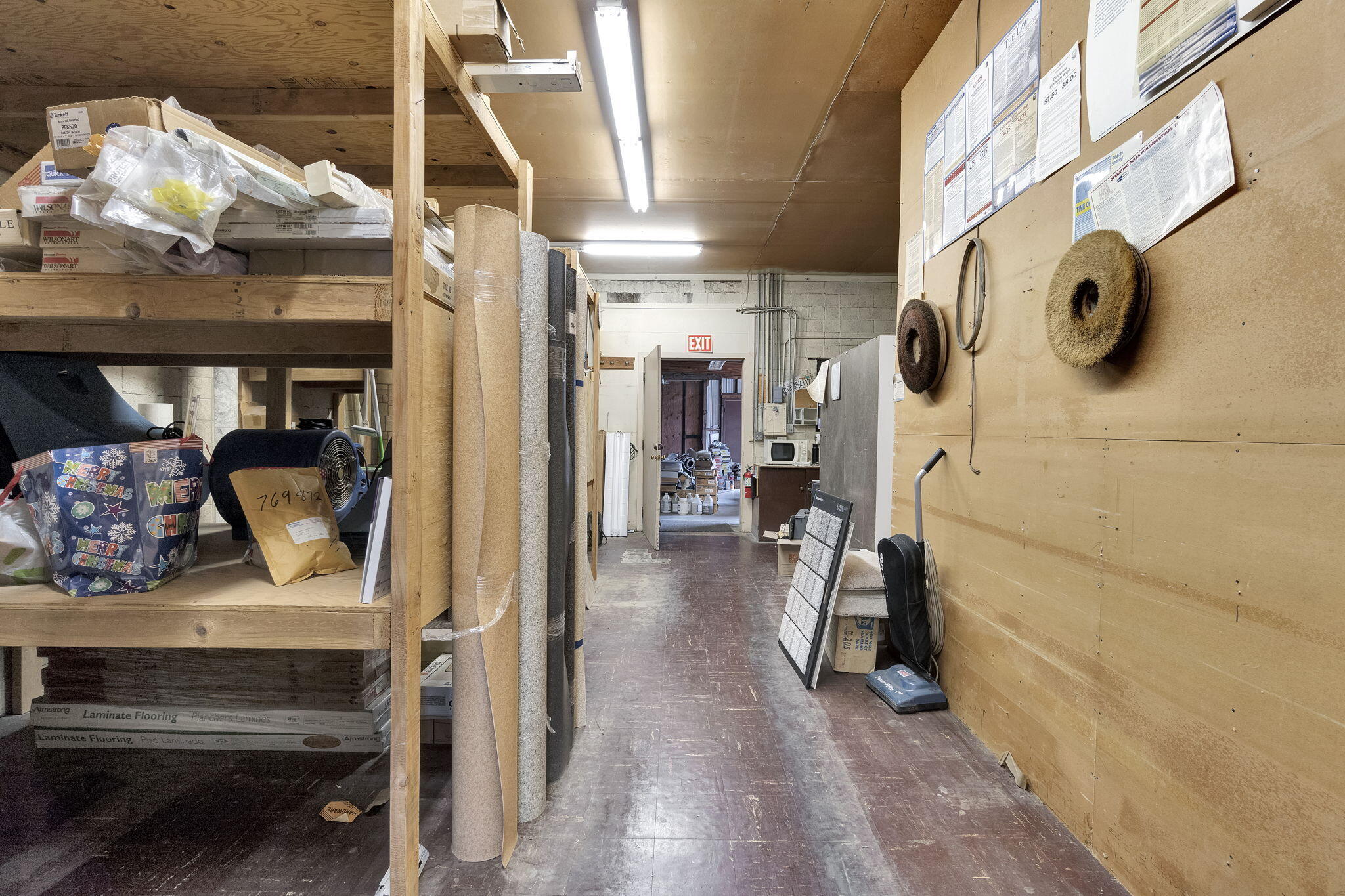 230 S K St, Dinuba, CA 93618