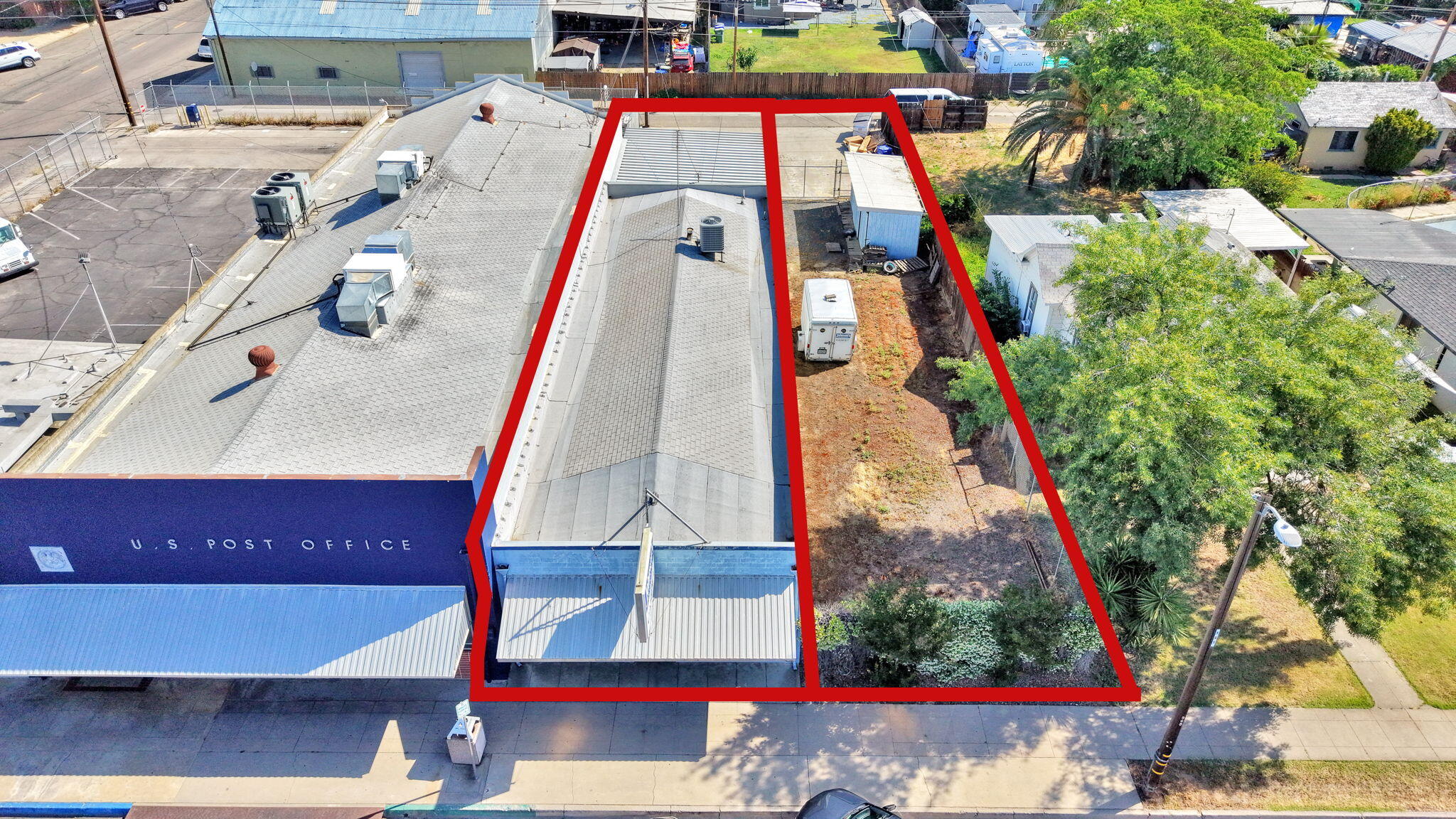 230 S K St, Dinuba, CA 93618