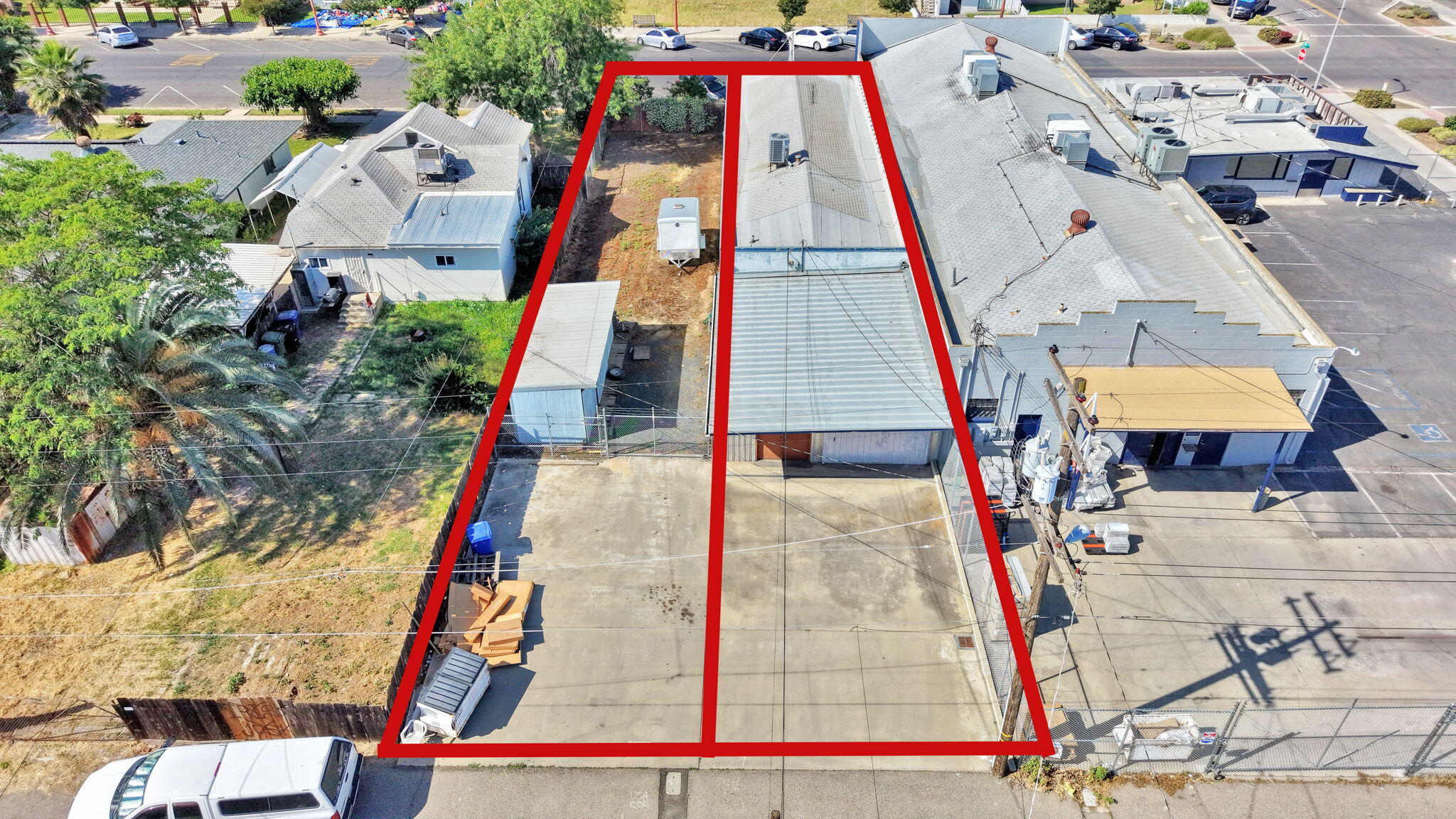 230 S K St, Dinuba, CA 93618
