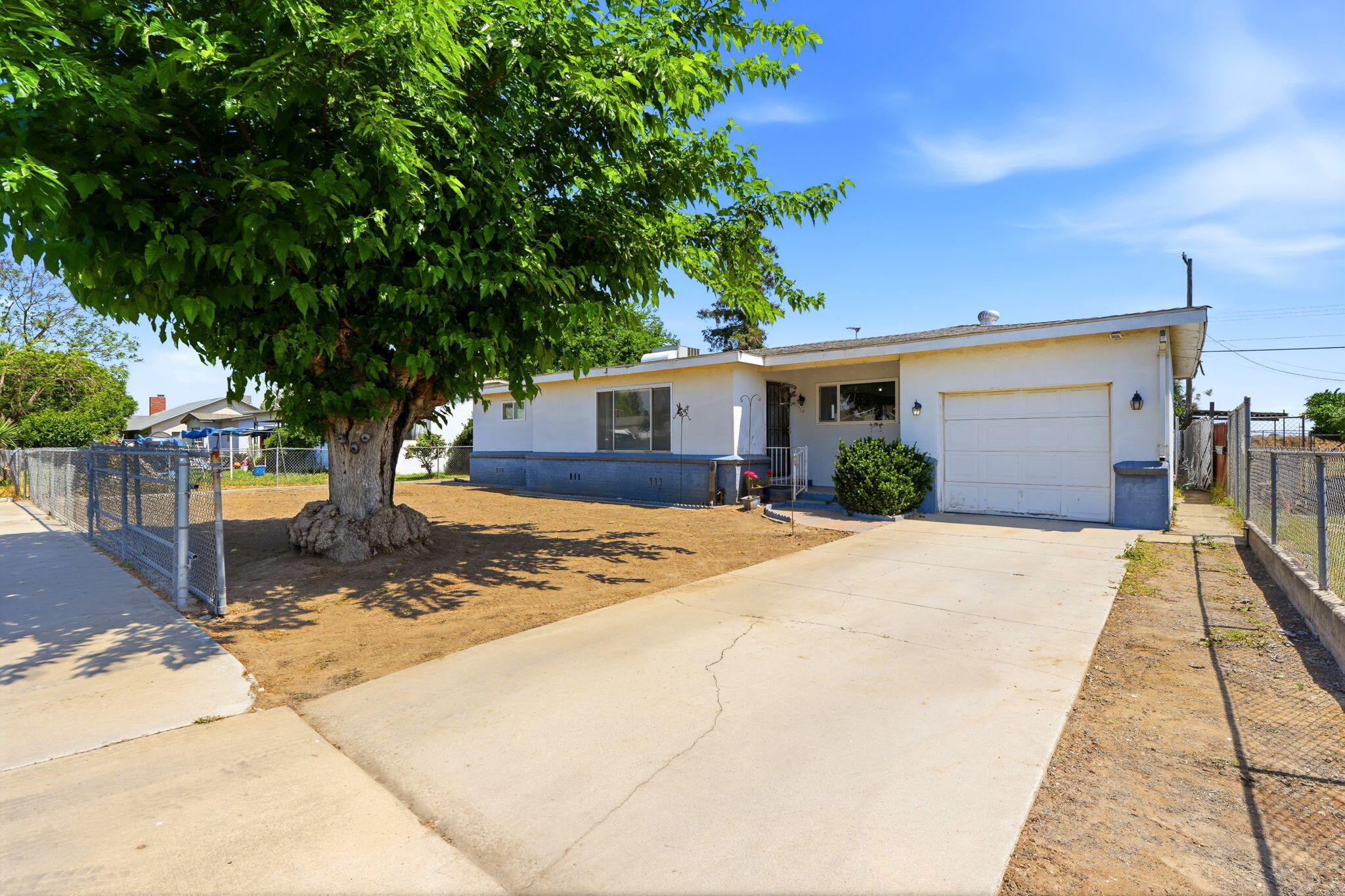 15358 Cedar Rd, Porterville, CA 93257