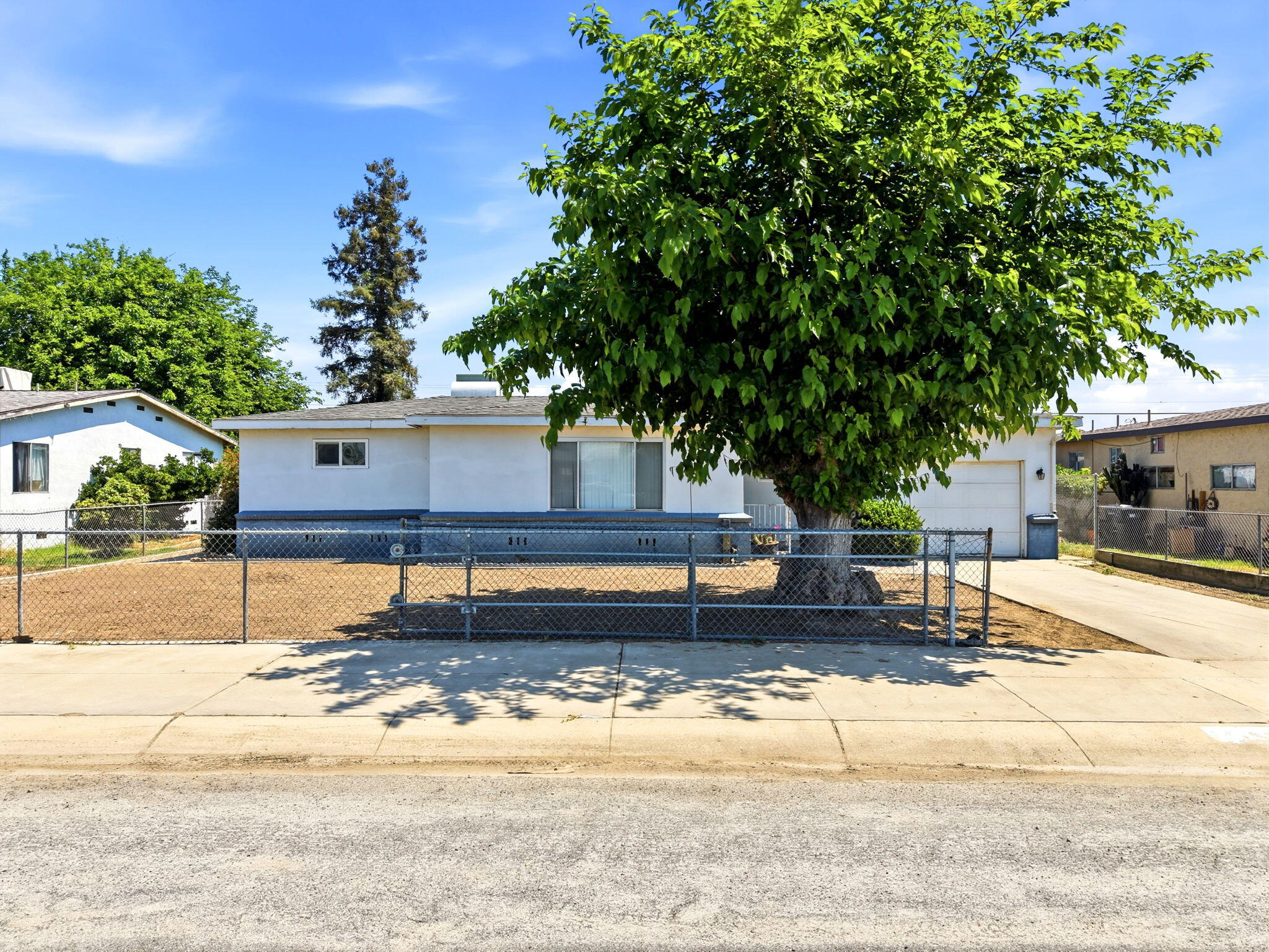 15358 Cedar Rd, Porterville, CA 93257