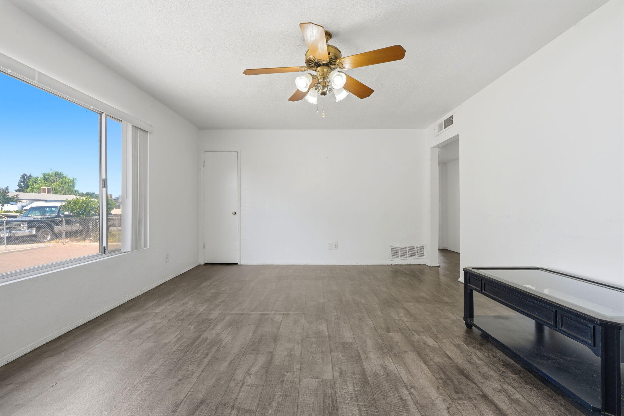 15358 Cedar Rd, Porterville, CA 93257