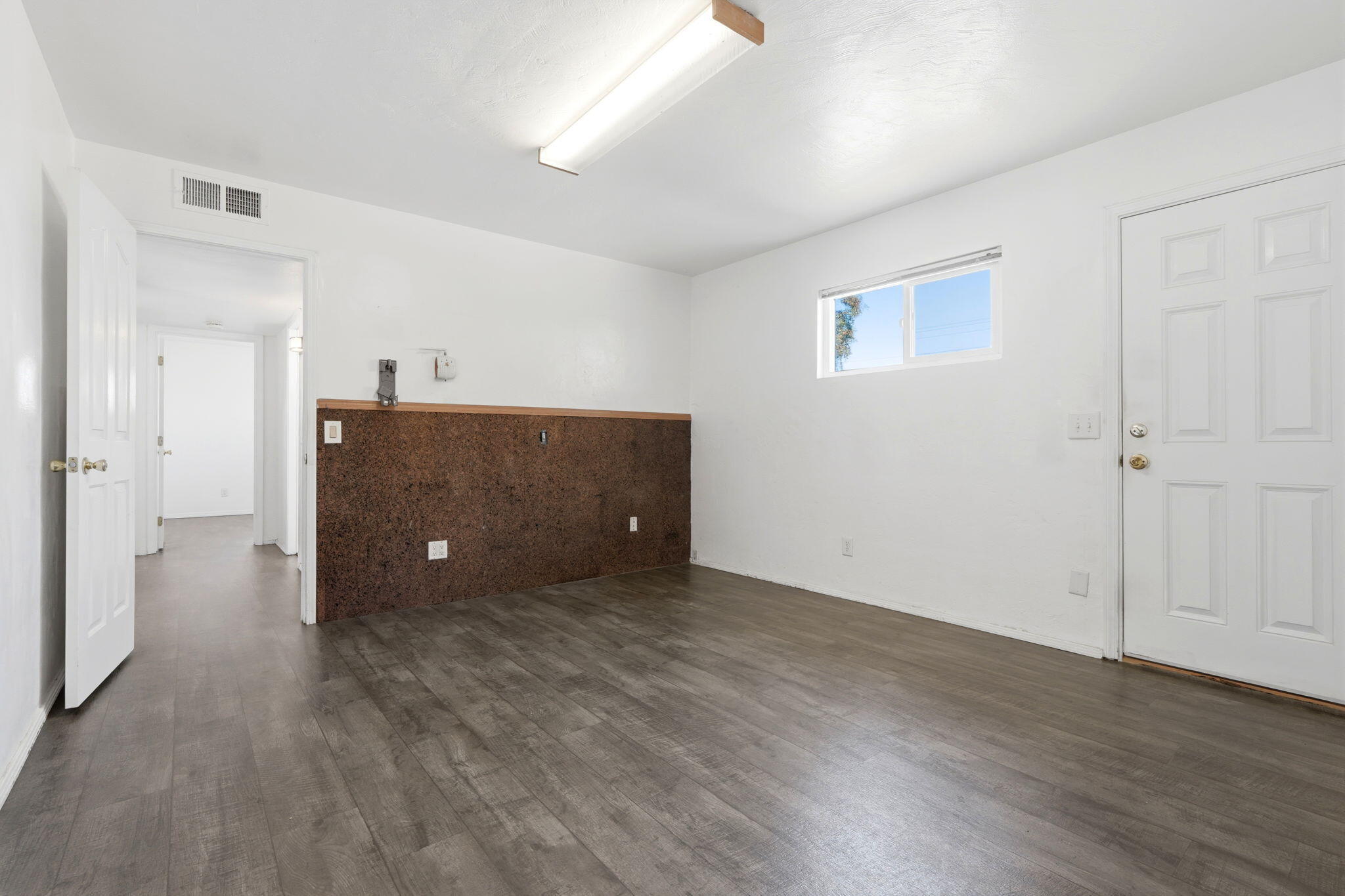 15358 Cedar Rd, Porterville, CA 93257