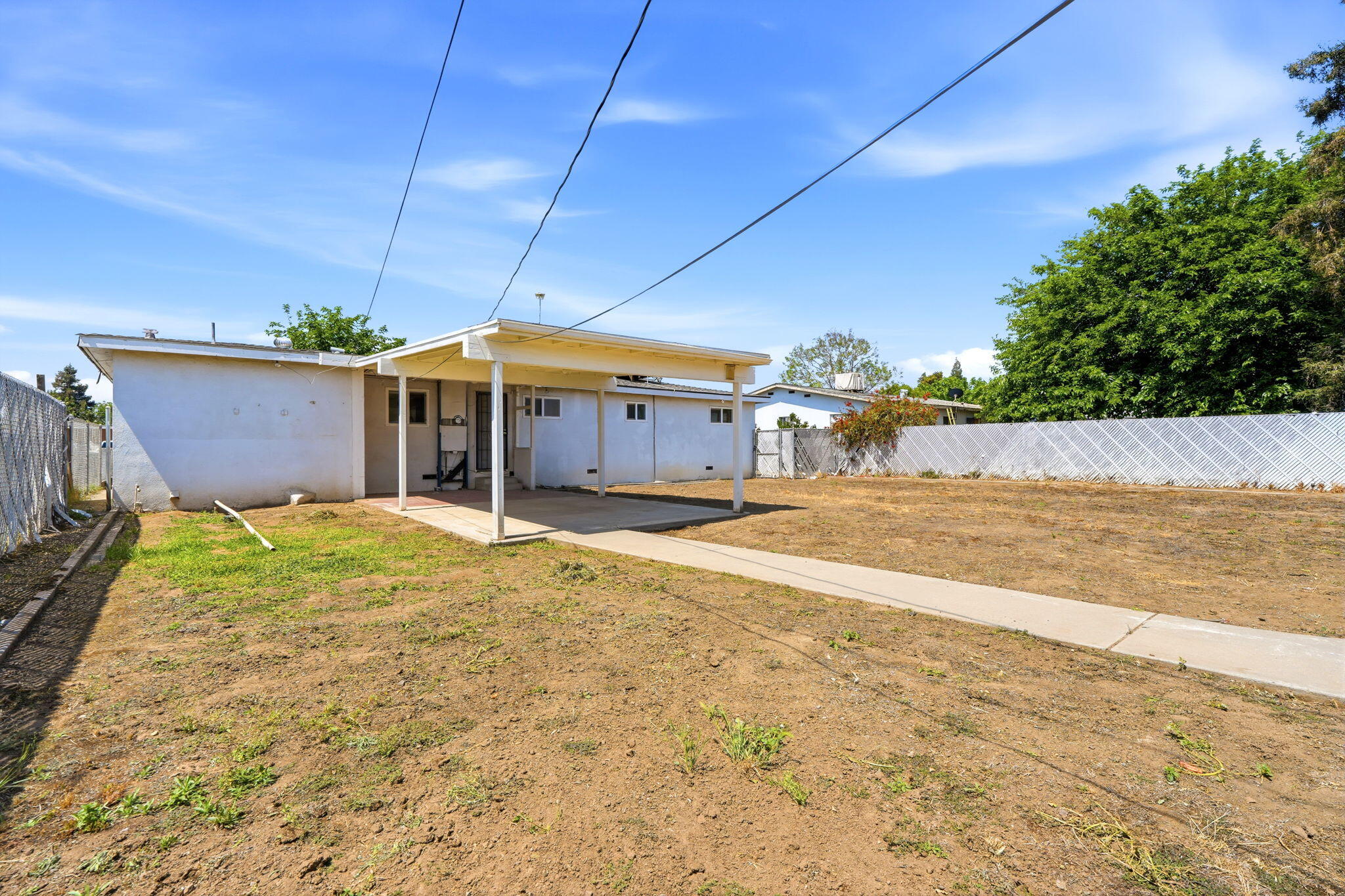 15358 Cedar Rd, Porterville, CA 93257